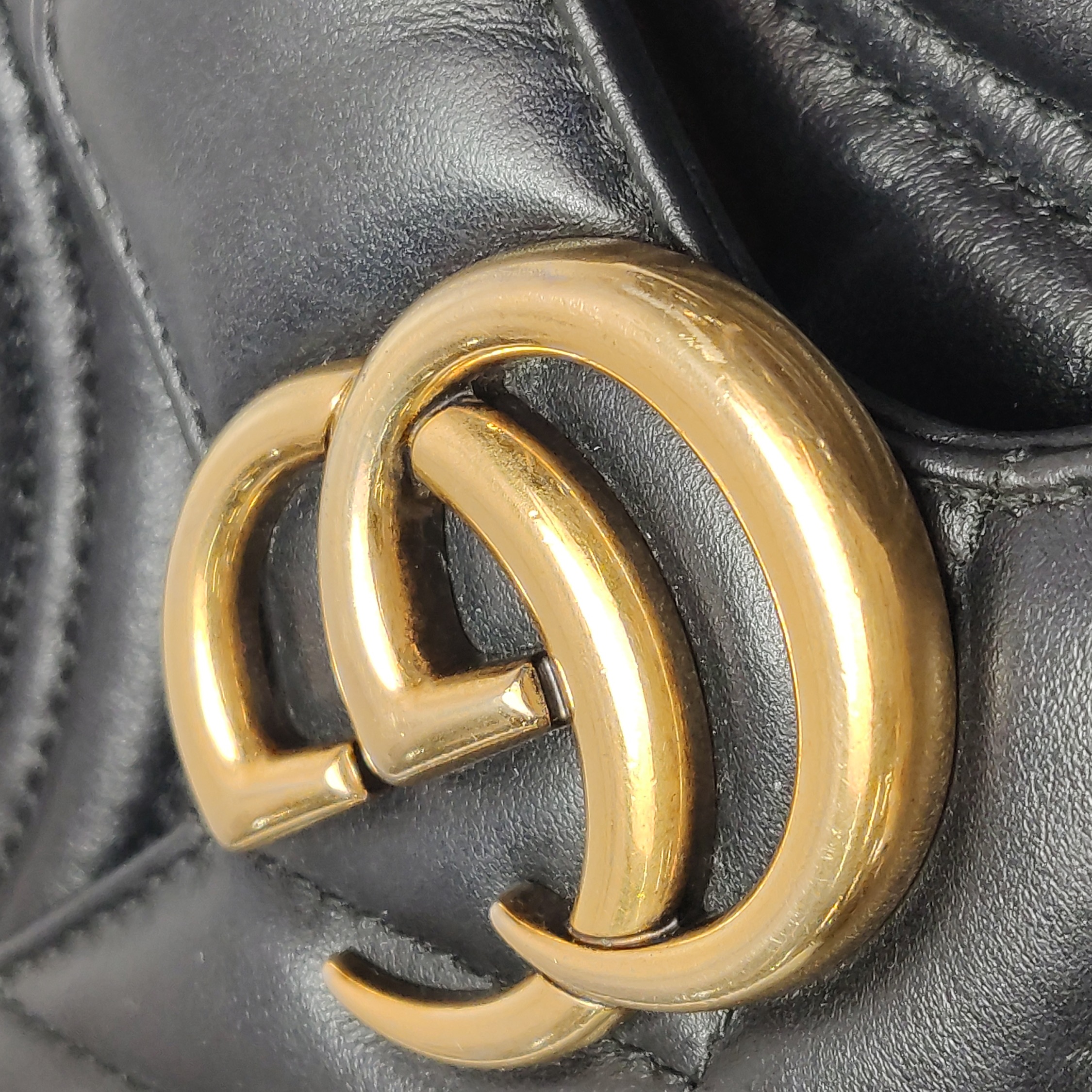 Gucci GG Marmont Flap Bag Matelasse Leather Small — photo 10 of 22