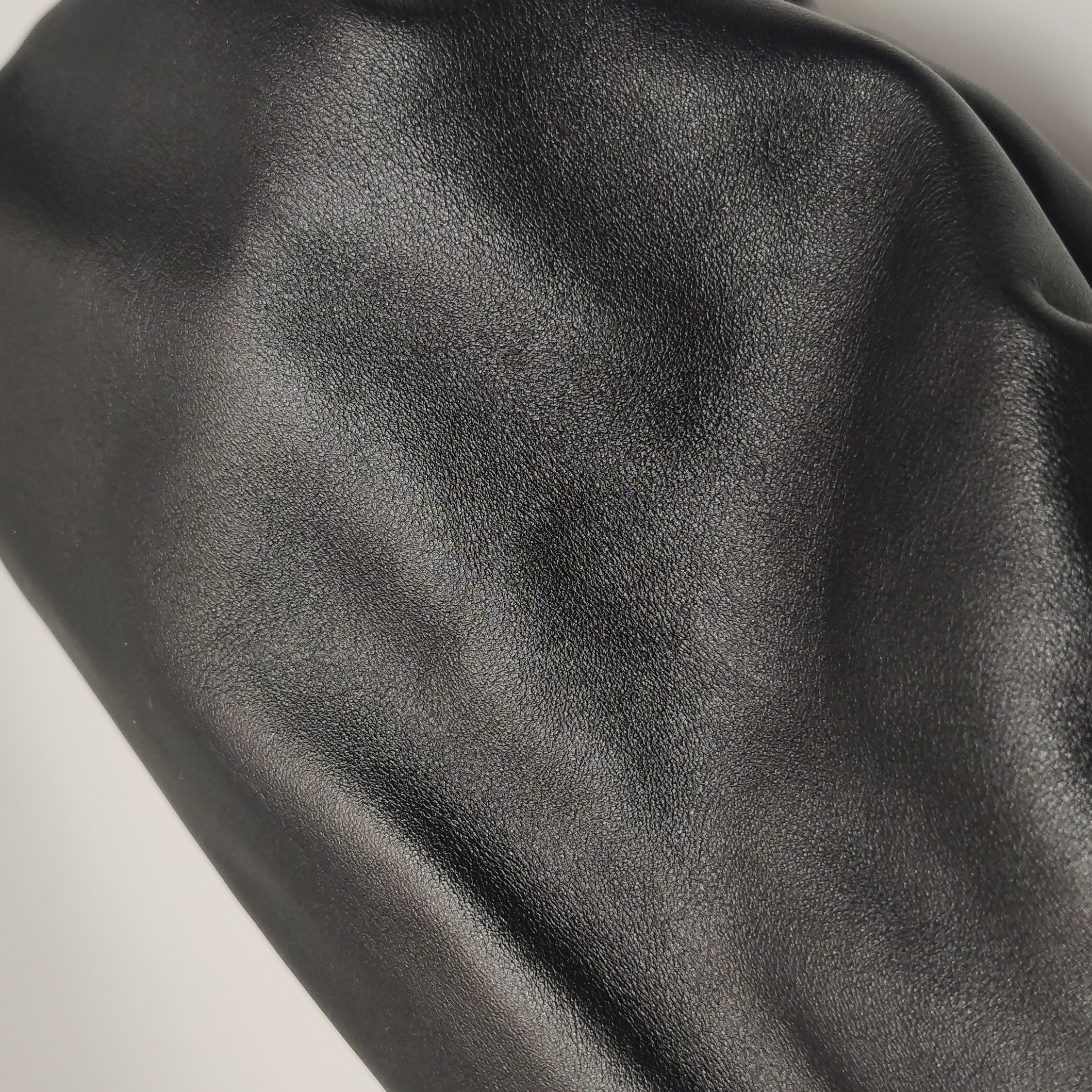 Bottega Veneta The Chain Pouch Leather — photo 16 of 19