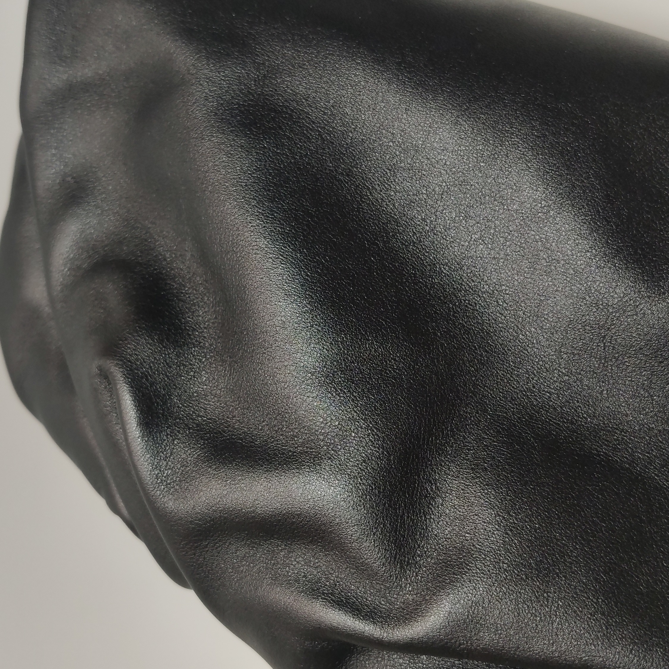Bottega Veneta The Chain Pouch Leather — photo 8 of 19