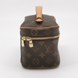 Louis Vuitton(LV) Nice Vanity Case Monogram Canvas Mini — thumbnail 4