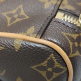 Louis Vuitton(LV) Nice Vanity Case Monogram Canvas Mini — thumbnail 11