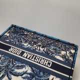 Christian Dior Book Tote Embroidered Canvas Large — thumbnail 18