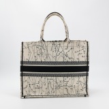 Christian Dior Book Tote Embroidered Canvas Large — thumbnail 5