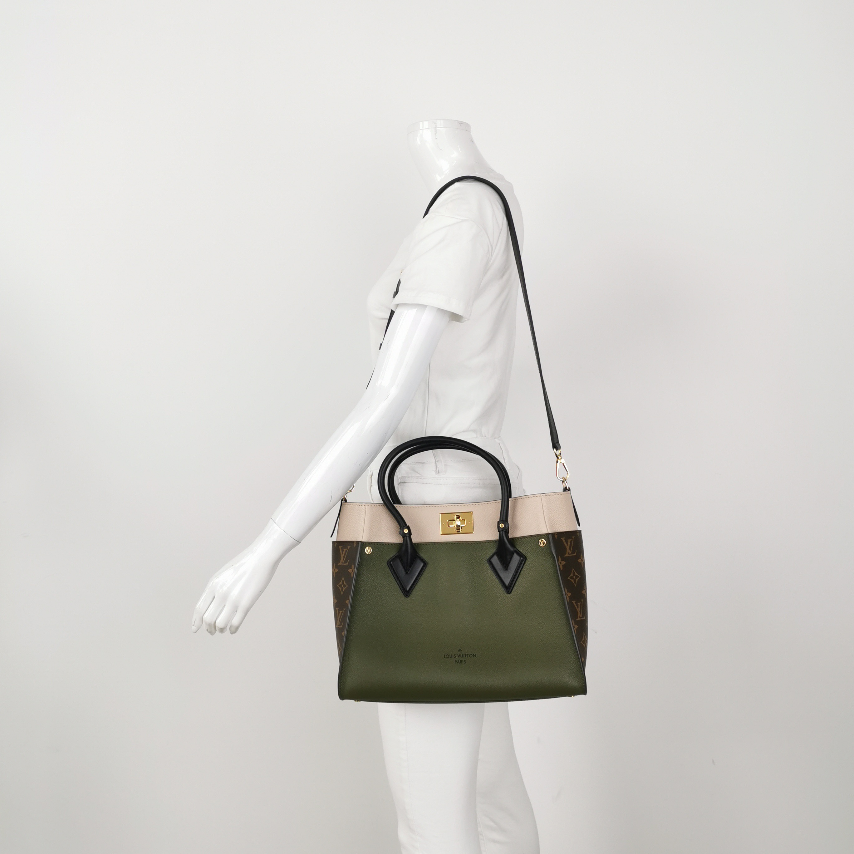 Louis Vuitton(LV) On My Side Tote Leather with Monogram Canvas MM — alternate view