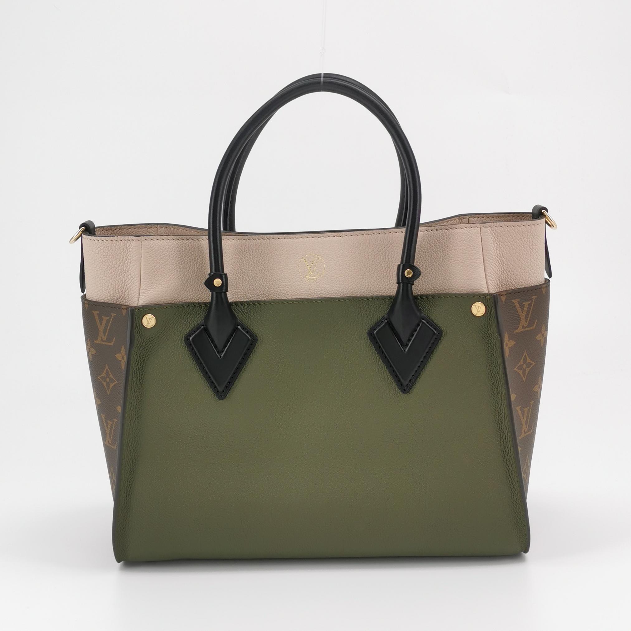 Louis Vuitton(LV) On My Side Tote Leather with Monogram Canvas MM — photo 5 of 21