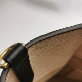 Louis Vuitton(LV) On My Side Tote Leather with Monogram Canvas MM — thumbnail 9