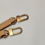 Louis Vuitton(LV) Alma Handbag Limited Edition Monogram Vernis BB — thumbnail 10