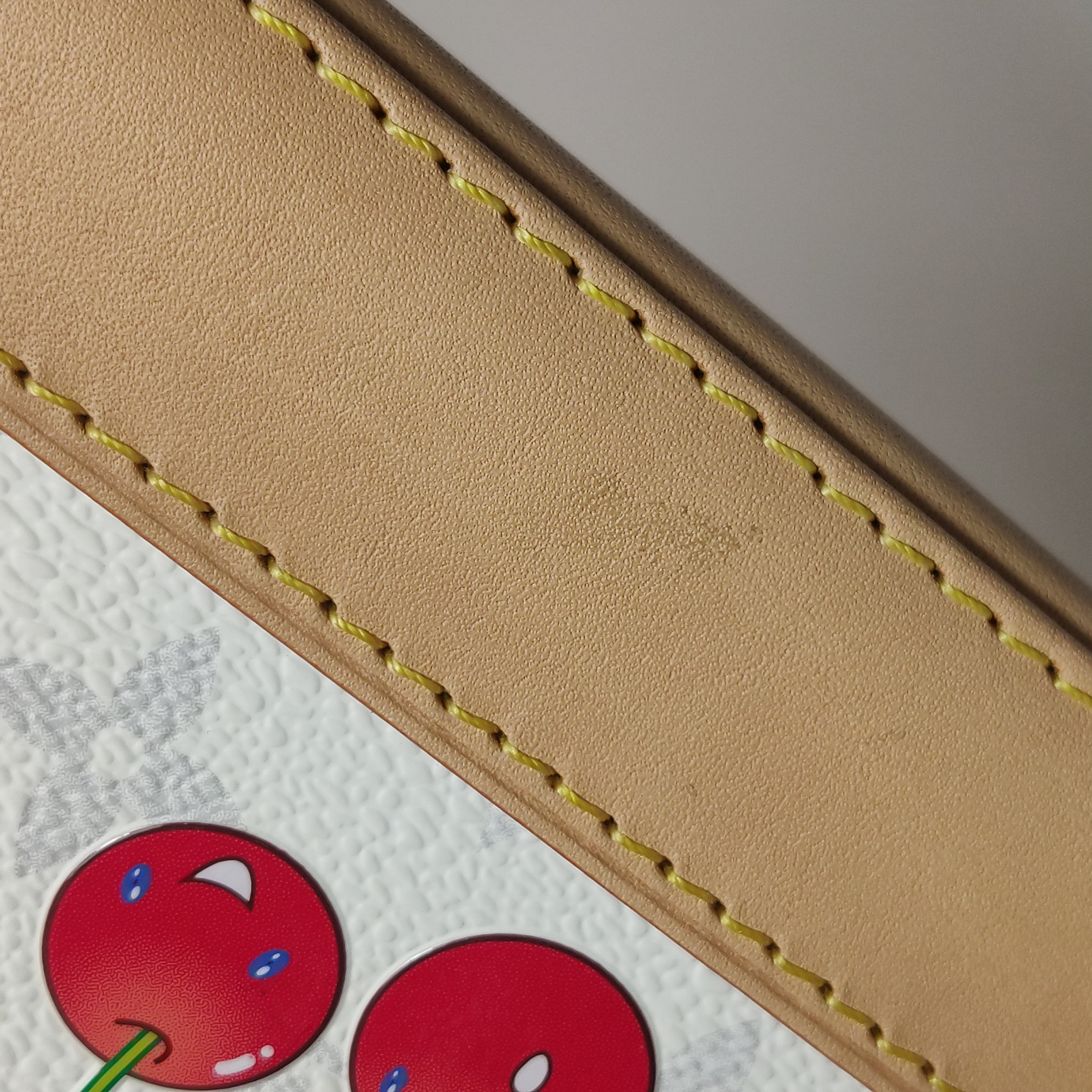 Louis Vuitton(LV) Alma Handbag Limited Edition Monogram Vernis BB — photo 14 of 18