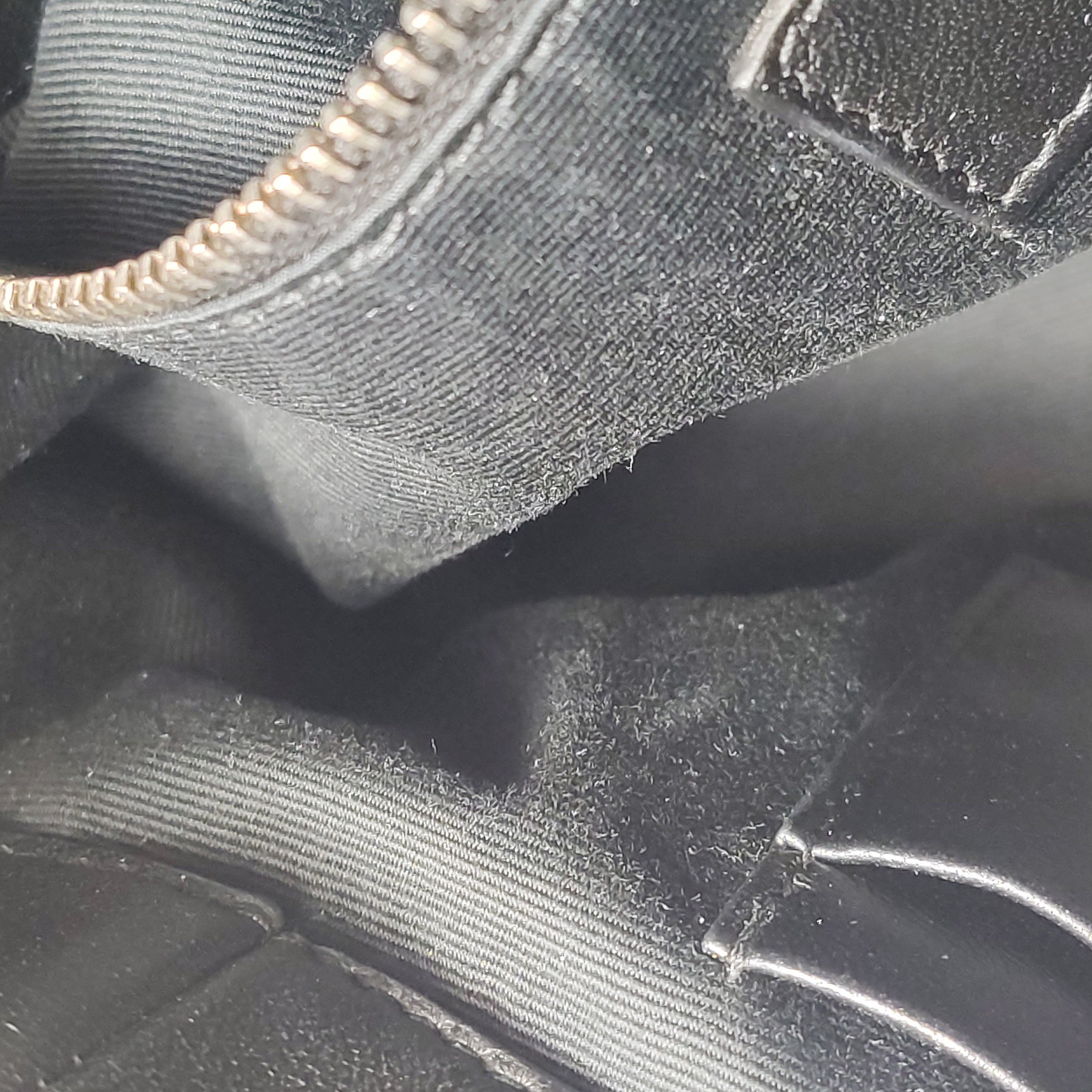 Saint Laurent Loulou Puffer Shoulder Bag Quilted Leather Mini — photo 10 of 20