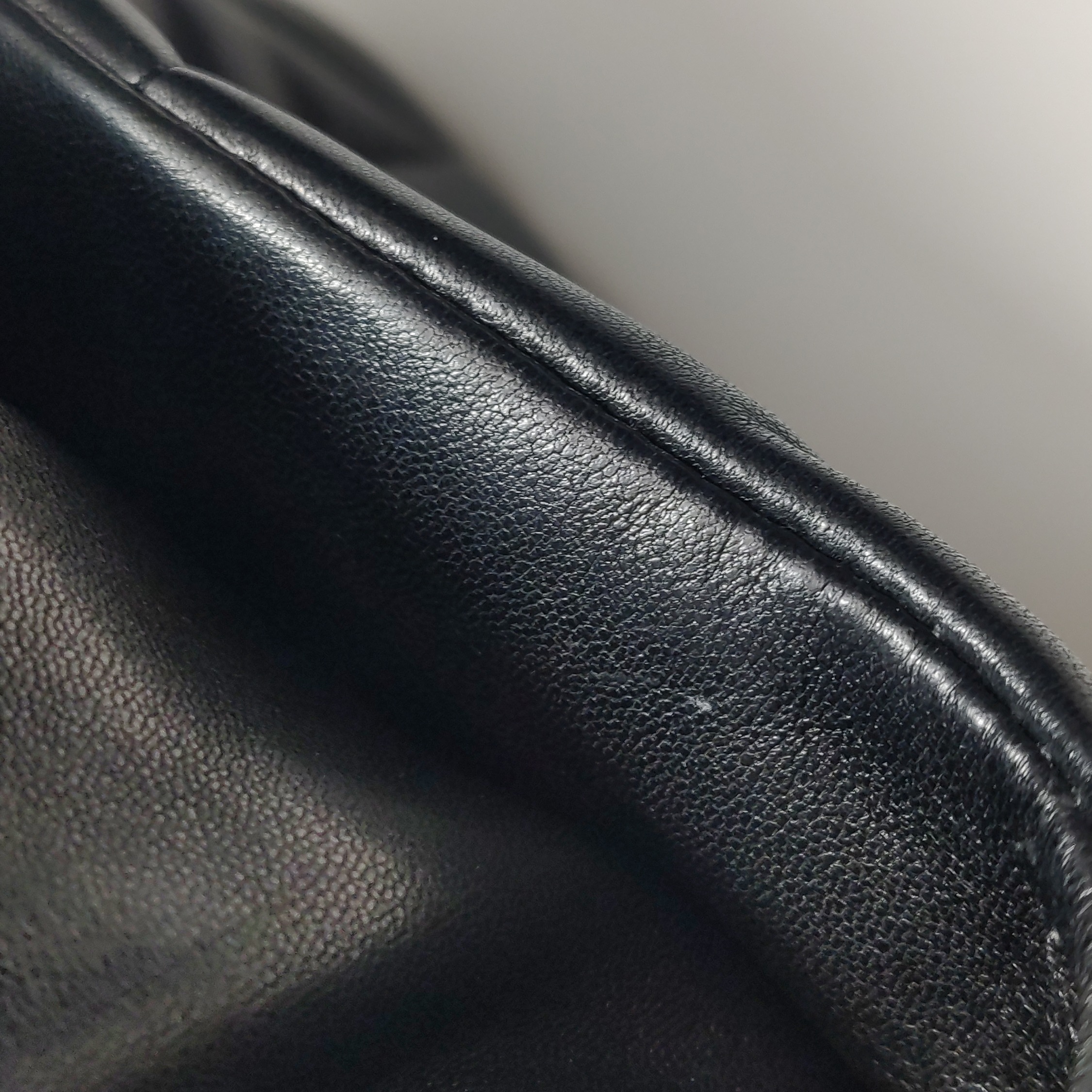 Saint Laurent Loulou Puffer Shoulder Bag Quilted Leather Small — photo 18 of 25