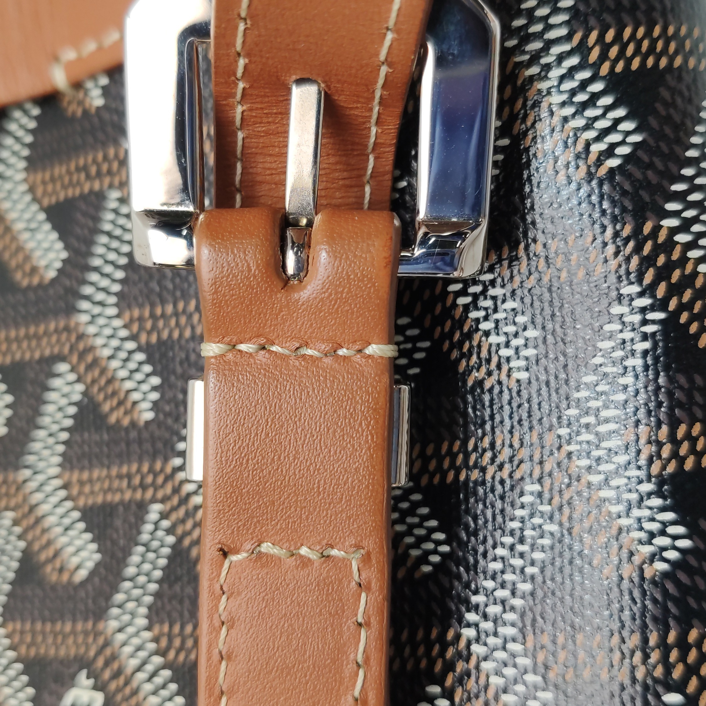 Goyard Belvedere II Messenger Bag Coated Canvas MM — photo 11 of 15