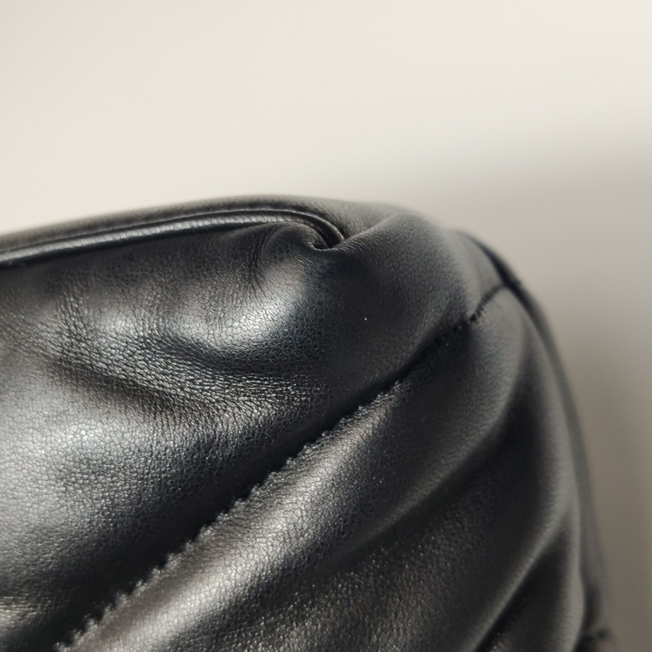Saint Laurent Loulou Puffer Shoulder Bag Quilted Leather Small — photo 20 of 25