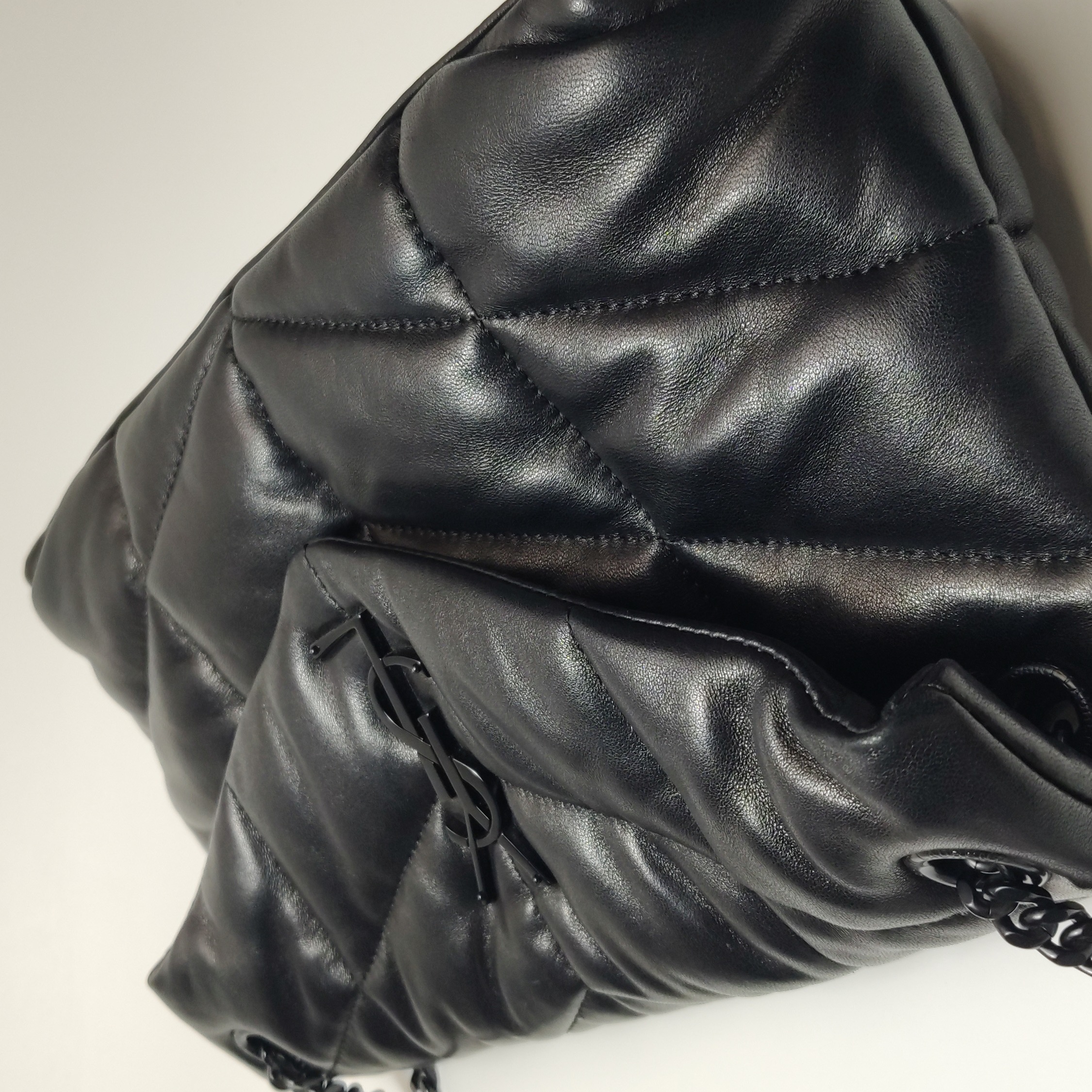 Saint Laurent Loulou Puffer Shoulder Bag Quilted Leather Small — photo 24 of 25