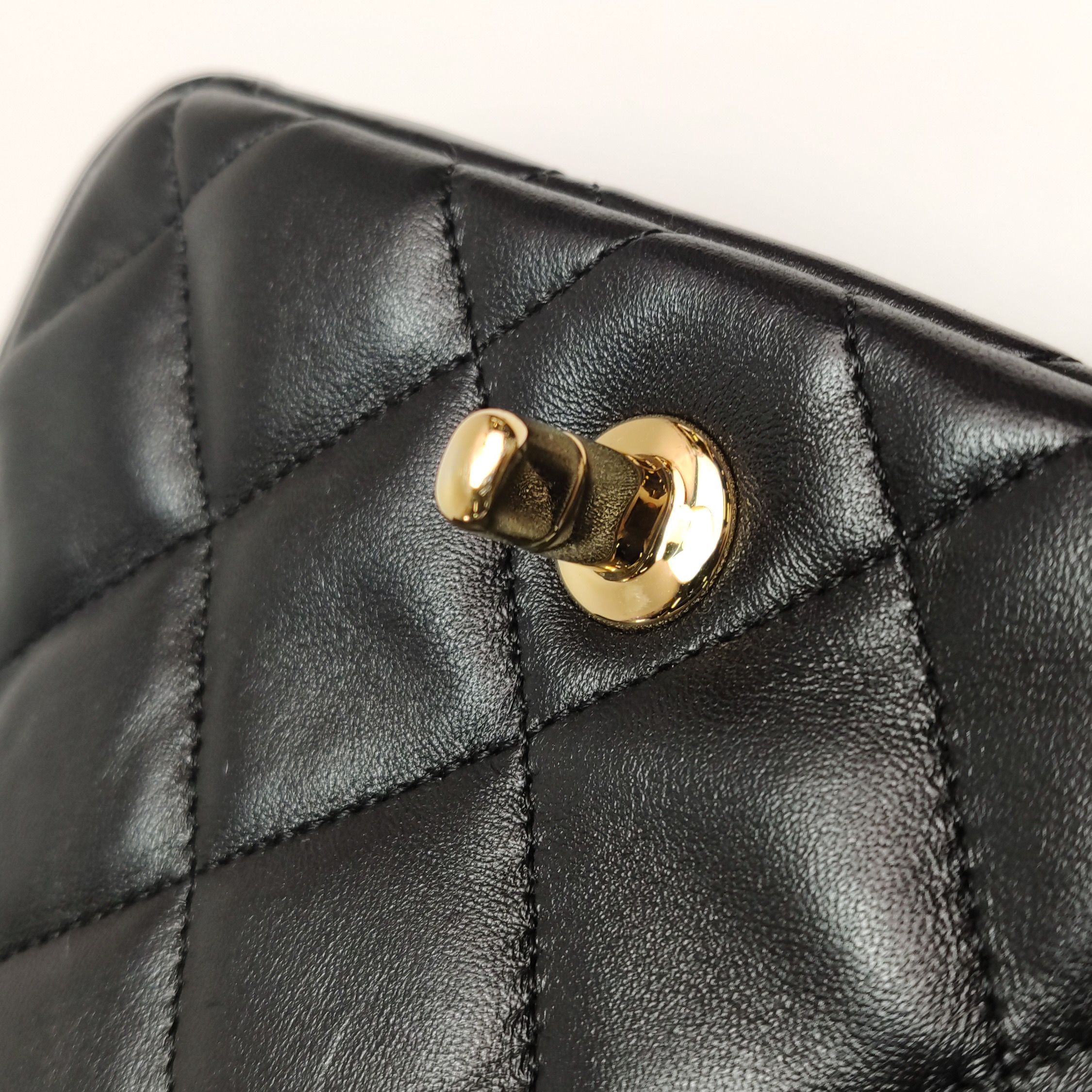 Chanel CF Handle Black Lambskin Crossbody Bag Mini — photo 12 of 21