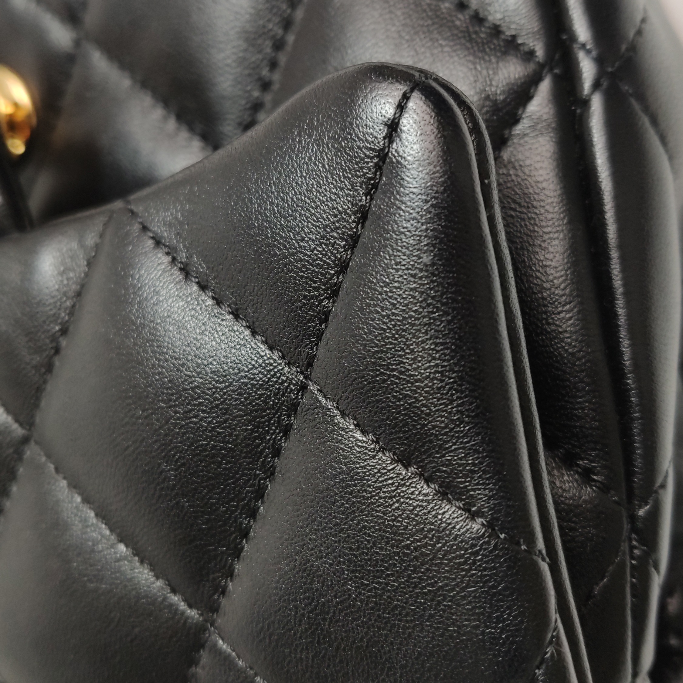 Chanel CF Handle Black Lambskin Crossbody Bag Mini — photo 17 of 21