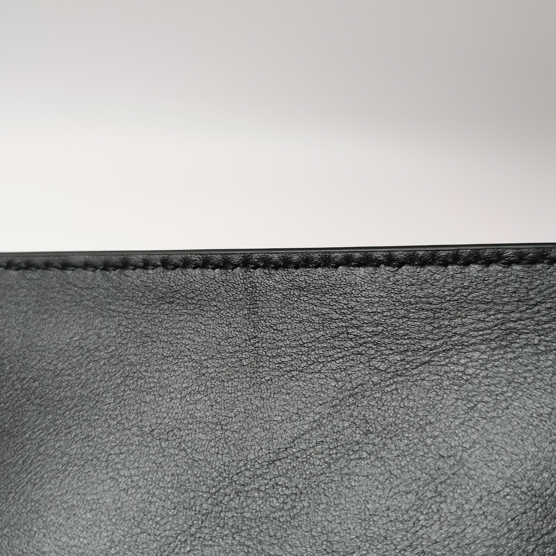 Saint Laurent Le 5 a 7 Supple Hobo Leather Small — photo 11 of 11