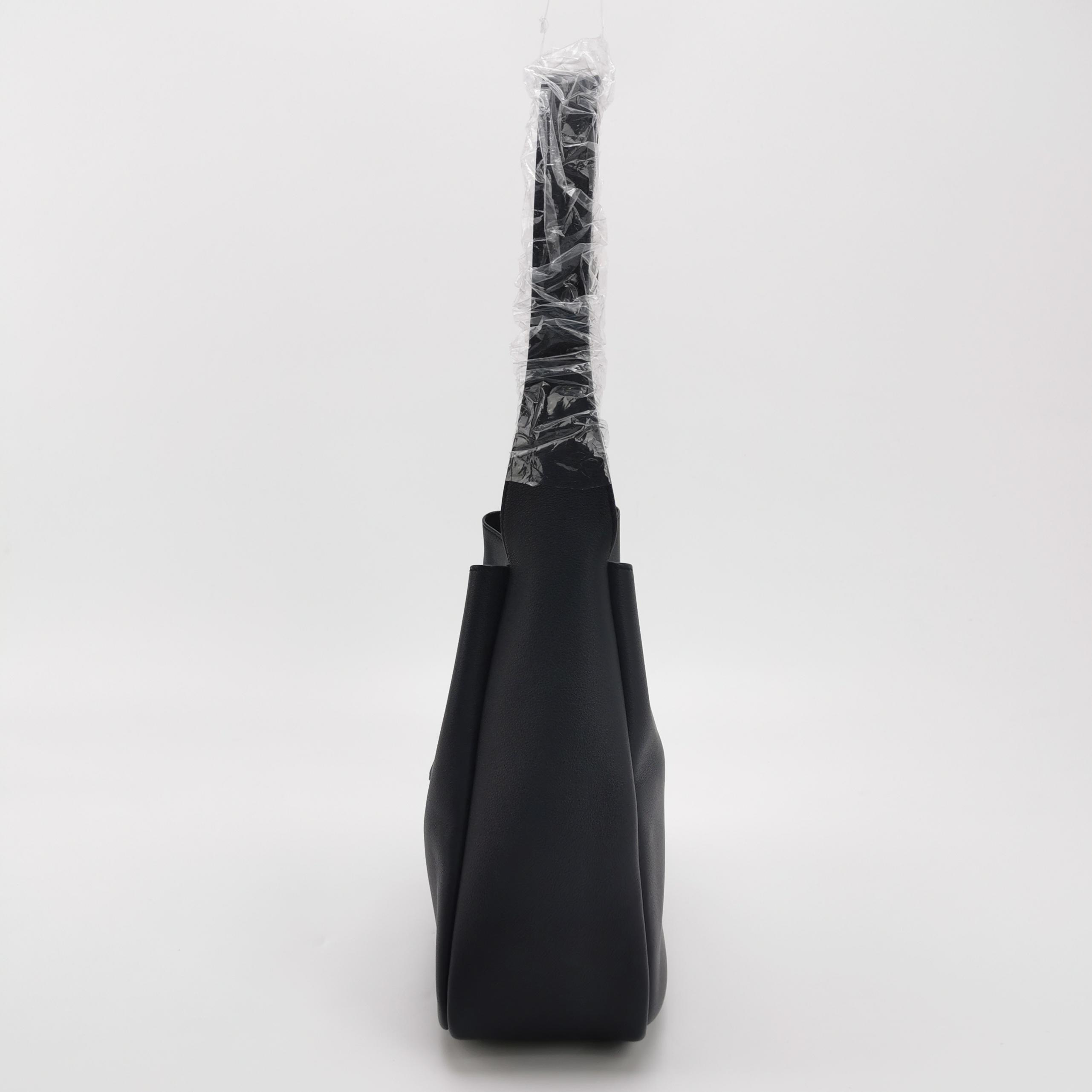 Saint Laurent Le 5 a 7 Supple Hobo Leather Small — photo 3 of 15