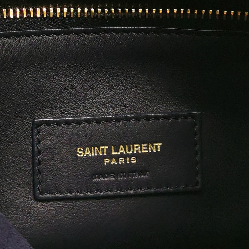 Saint Laurent Le 5 a 7 Supple Hobo Leather Small — photo 8 of 15