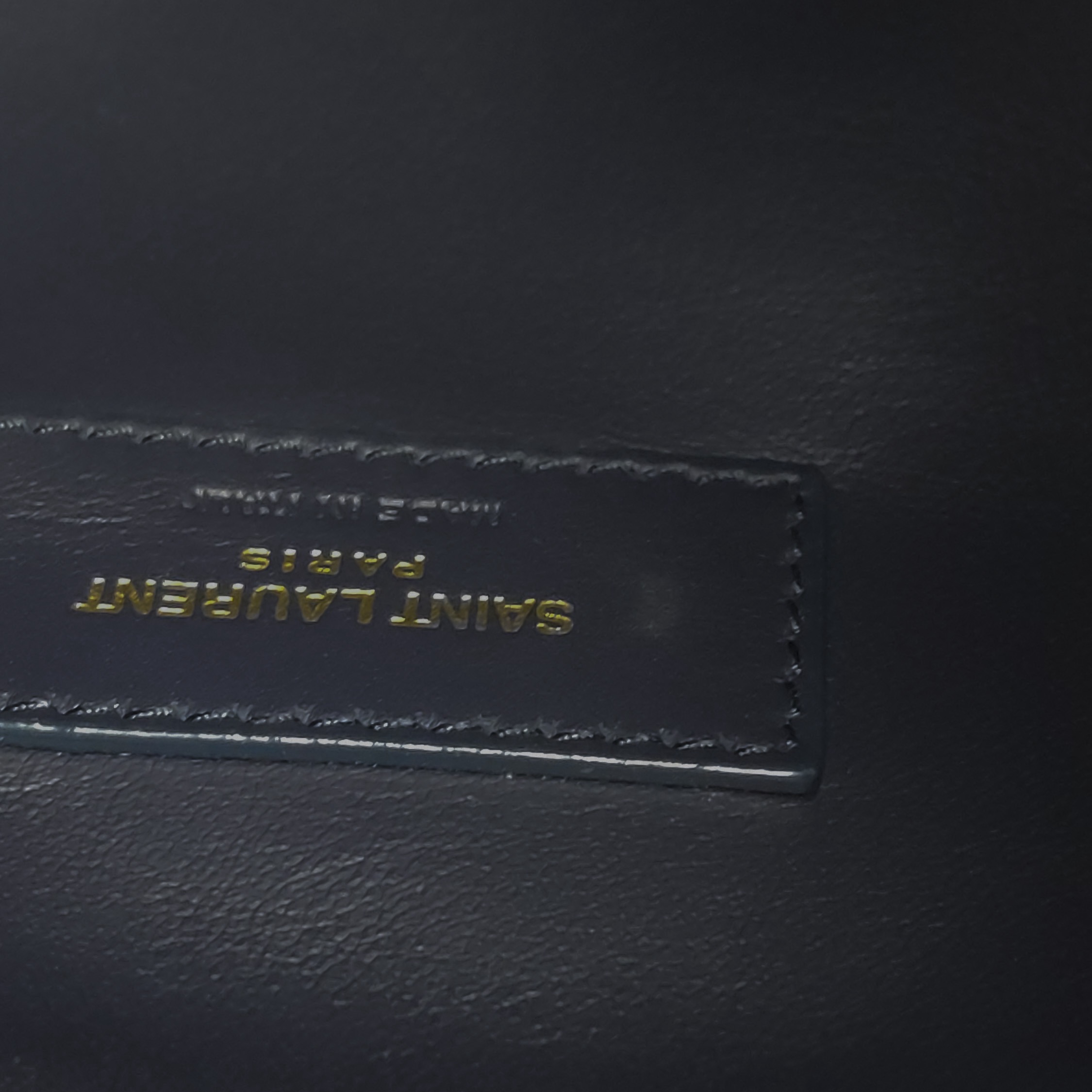 Saint Laurent Le 5 a 7 Supple Hobo Leather Small — photo 9 of 15