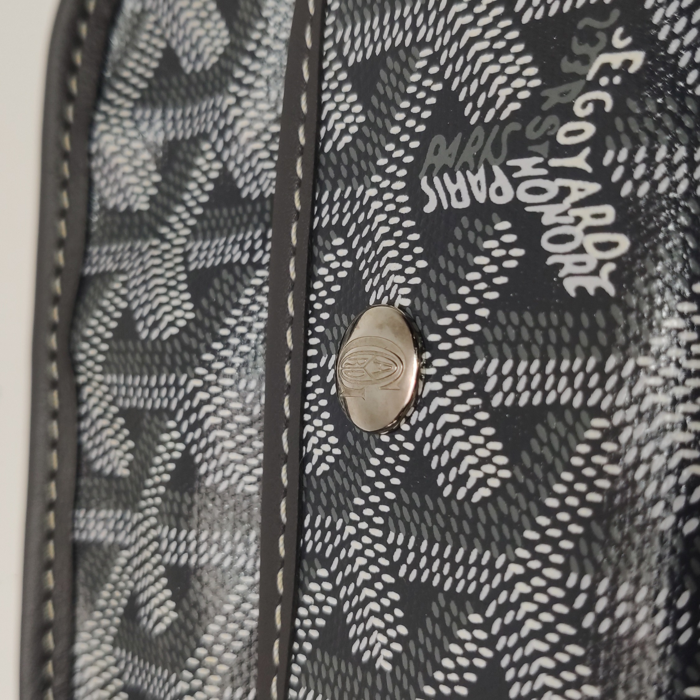 Goyard Anjou Reversible Tote Coated Canvas Mini — photo 10 of 13