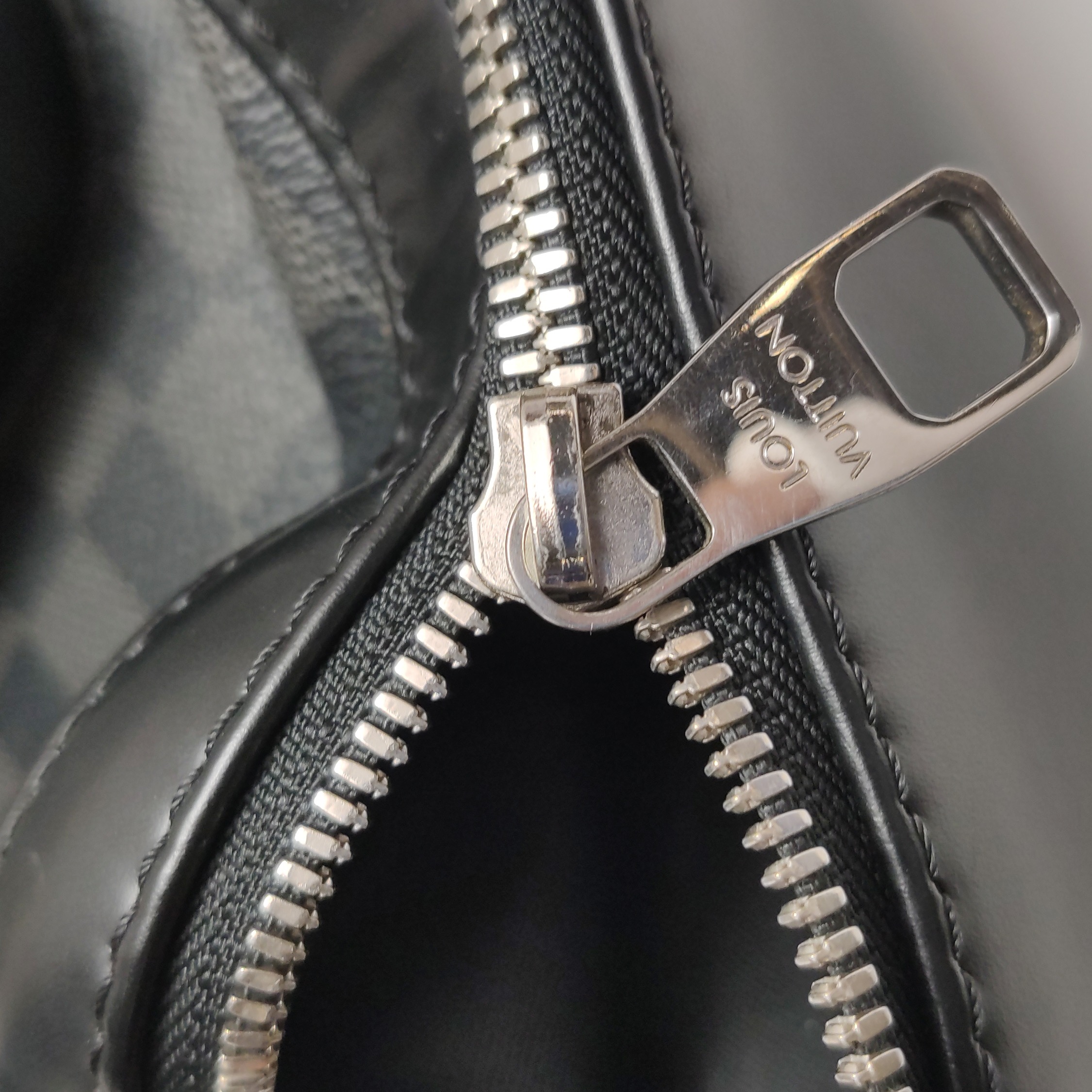 Louis Vuitton(LV) Josh Backpack Damier Graphite — photo 16 of 22