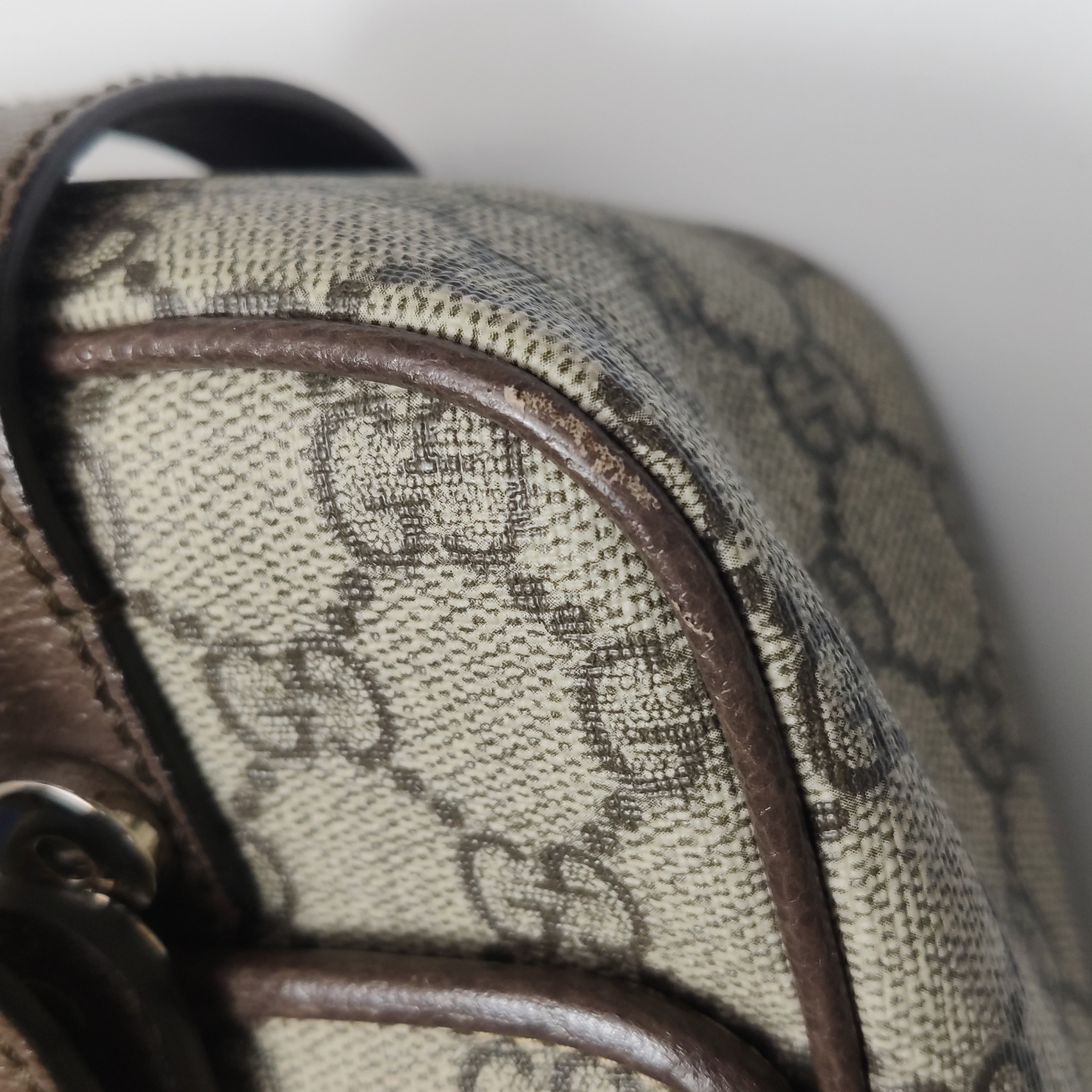 Gucci GG Messenger Bag GG Coated Canvas Medium — photo 13 of 16