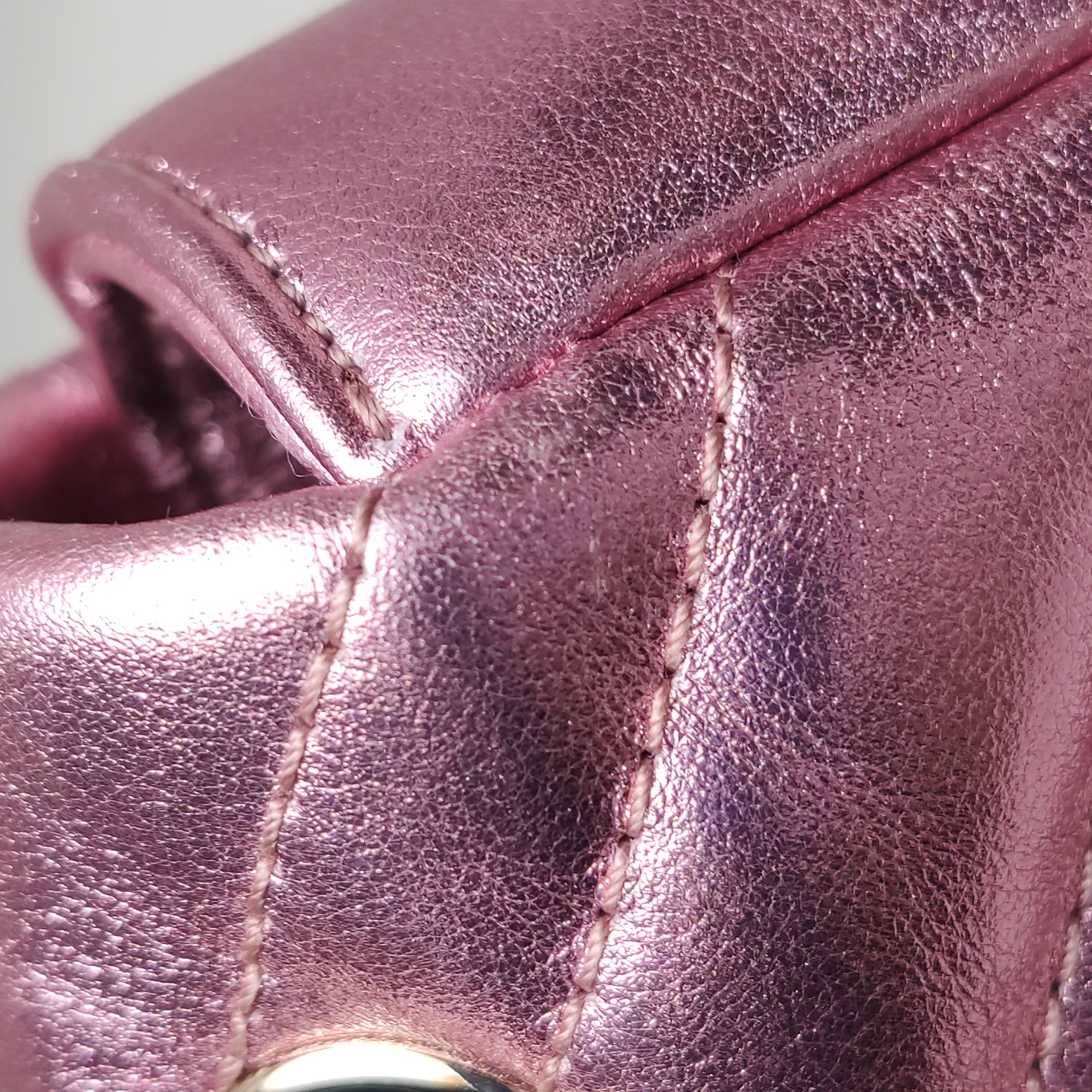 Gucci GG Marmont Flap Bag Matelasse Leather Small — photo 13 of 14