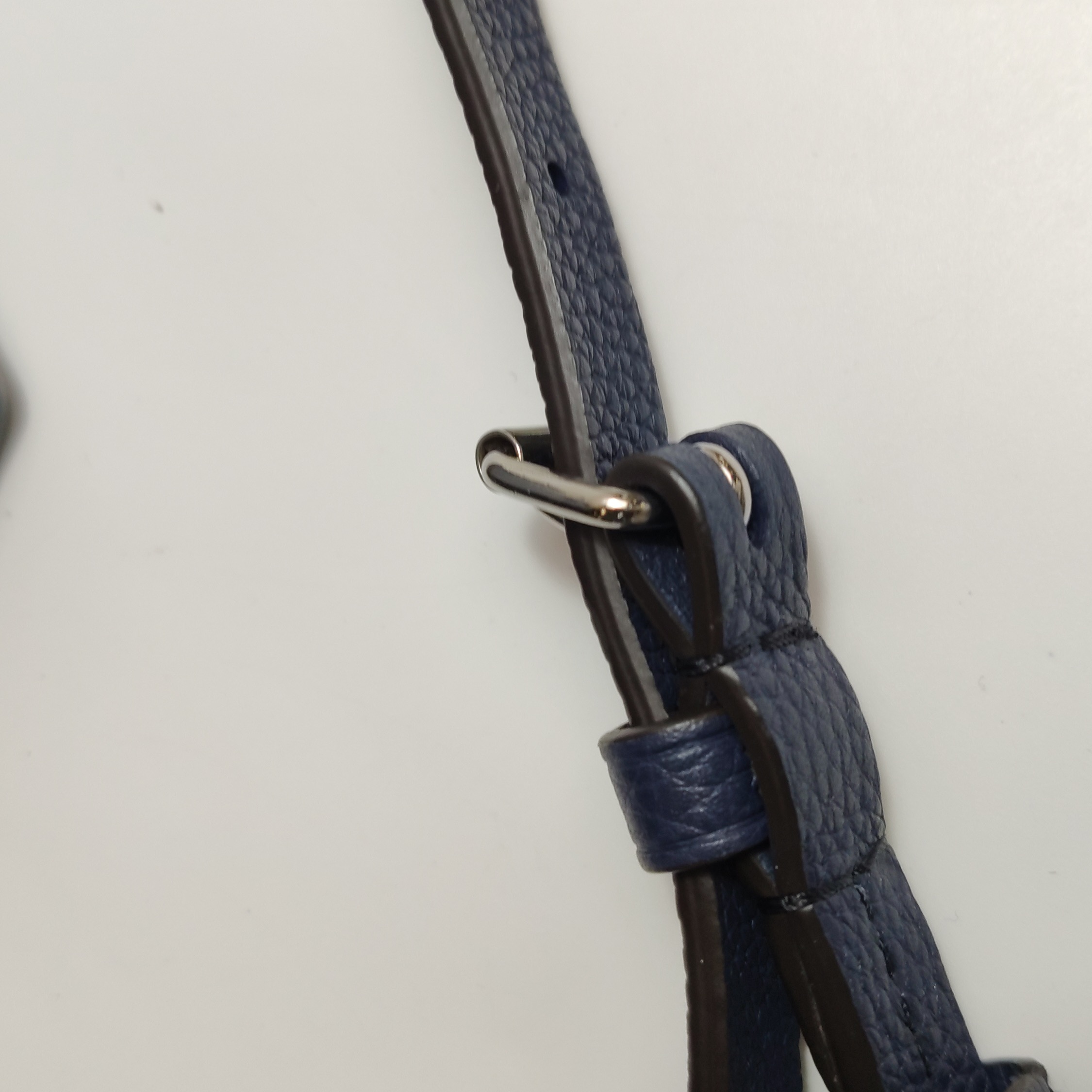 Louis Vuitton(LV) Bella Bucket Bag Flight Mode Mahina Leather — photo 21 of 23