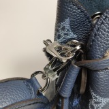 Louis Vuitton(LV) Bella Bucket Bag Flight Mode Mahina Leather — thumbnail 17
