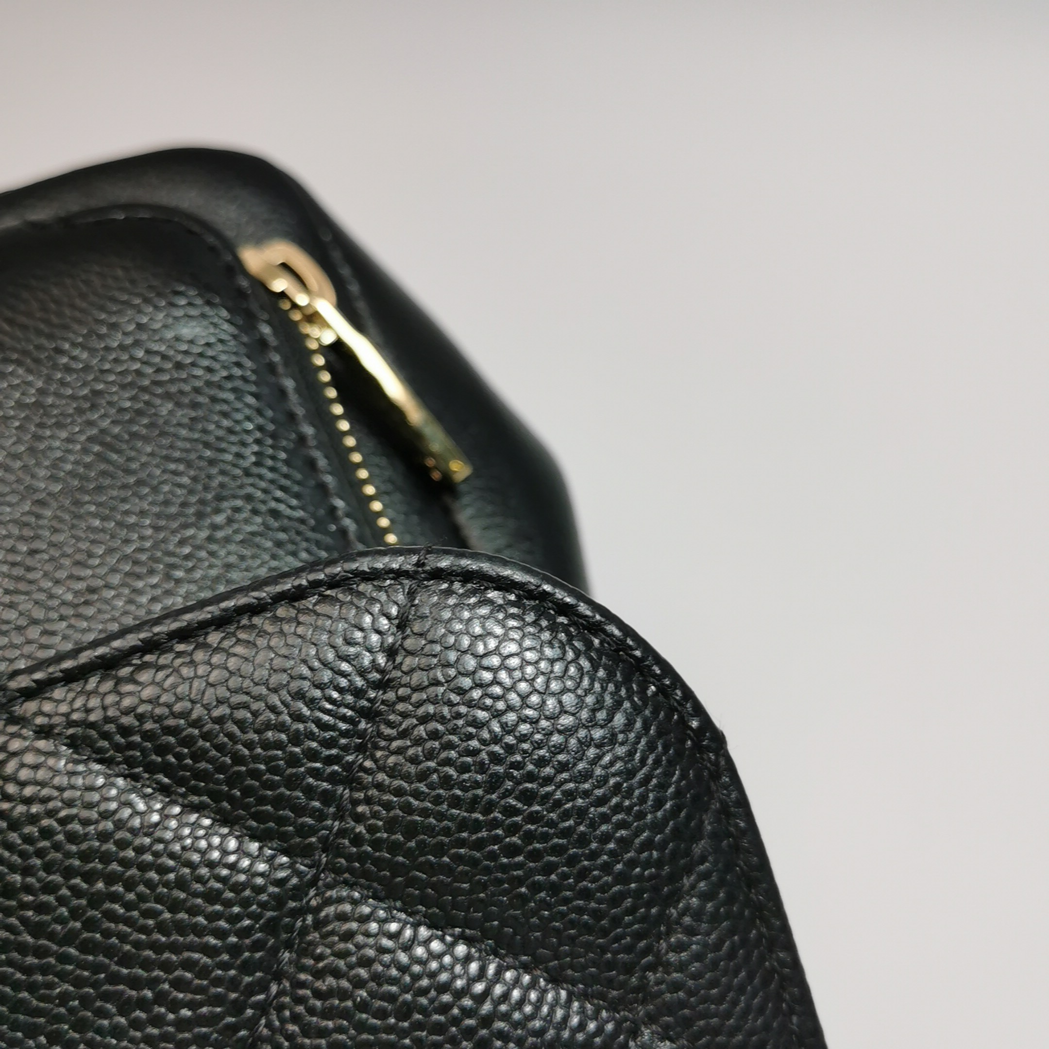 Chanel Business Affinity Flap Bag Quilted Caviar Small — photo 16 of 20