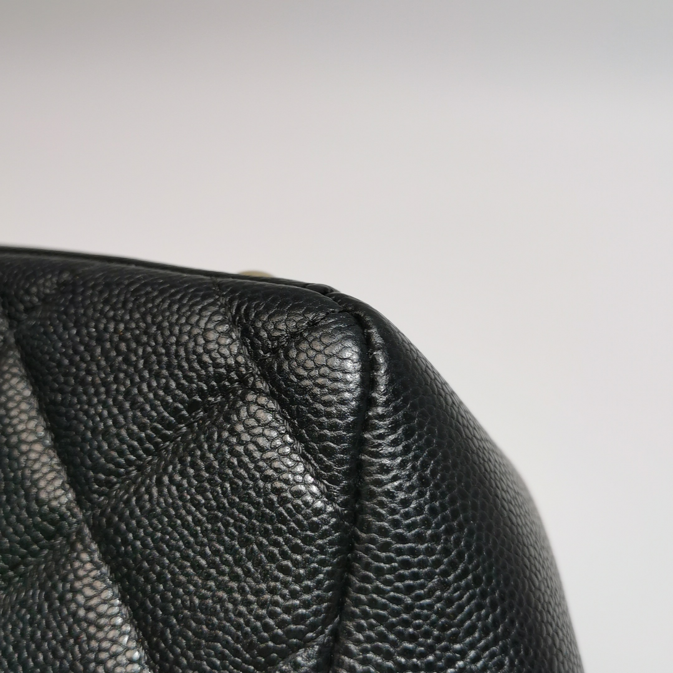 Chanel Business Affinity Flap Bag Quilted Caviar Small — photo 15 of 20