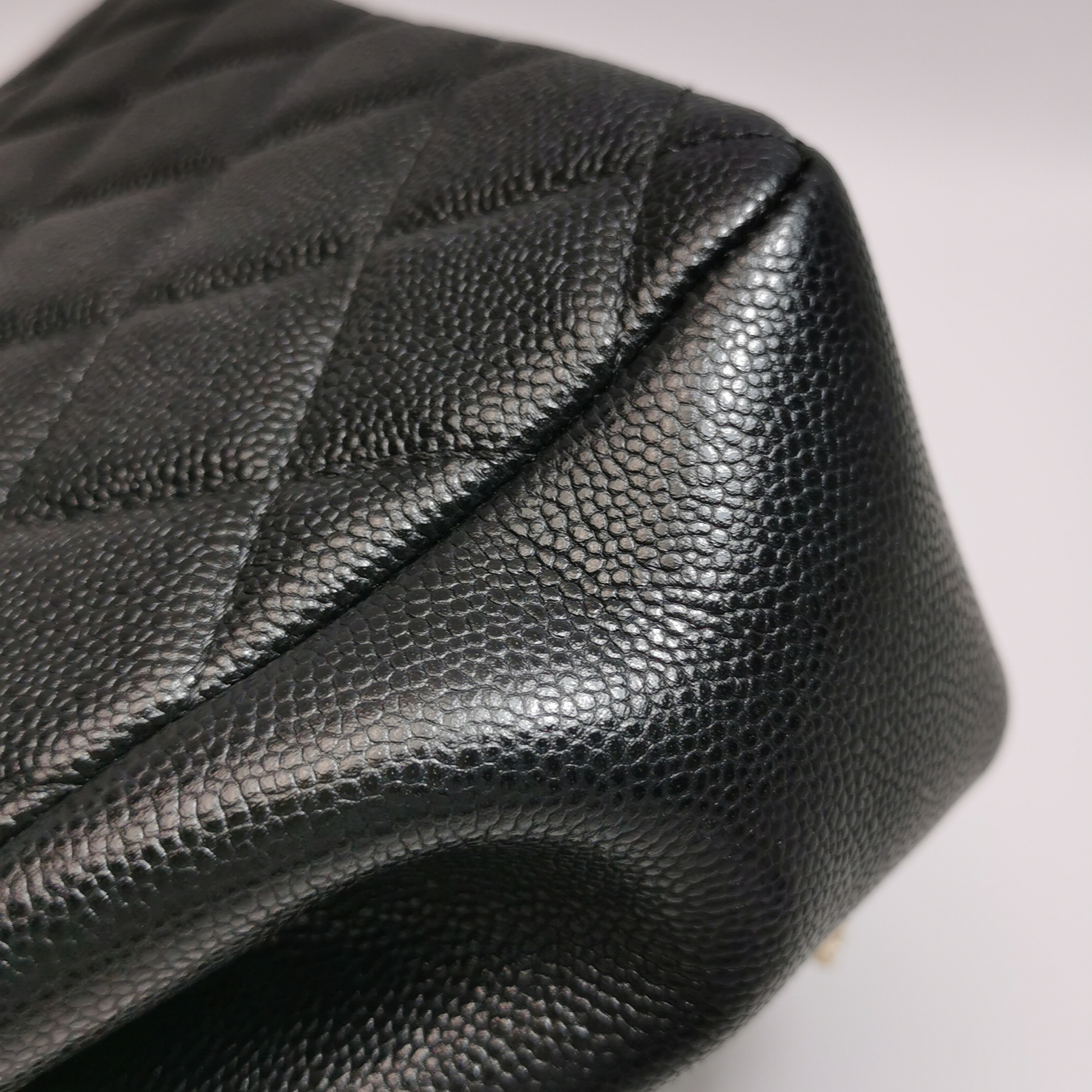 Chanel Business Affinity Flap Bag Quilted Caviar Small — photo 13 of 20