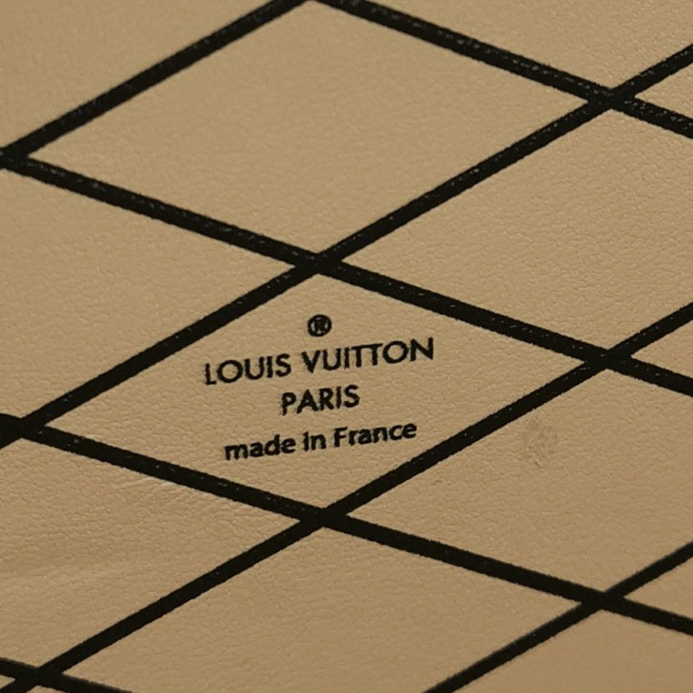 Louis Vuitton(LV) Petite Malle Handbag Limited Edition Grace Coddington Catogram Canvas — photo 10 of 23