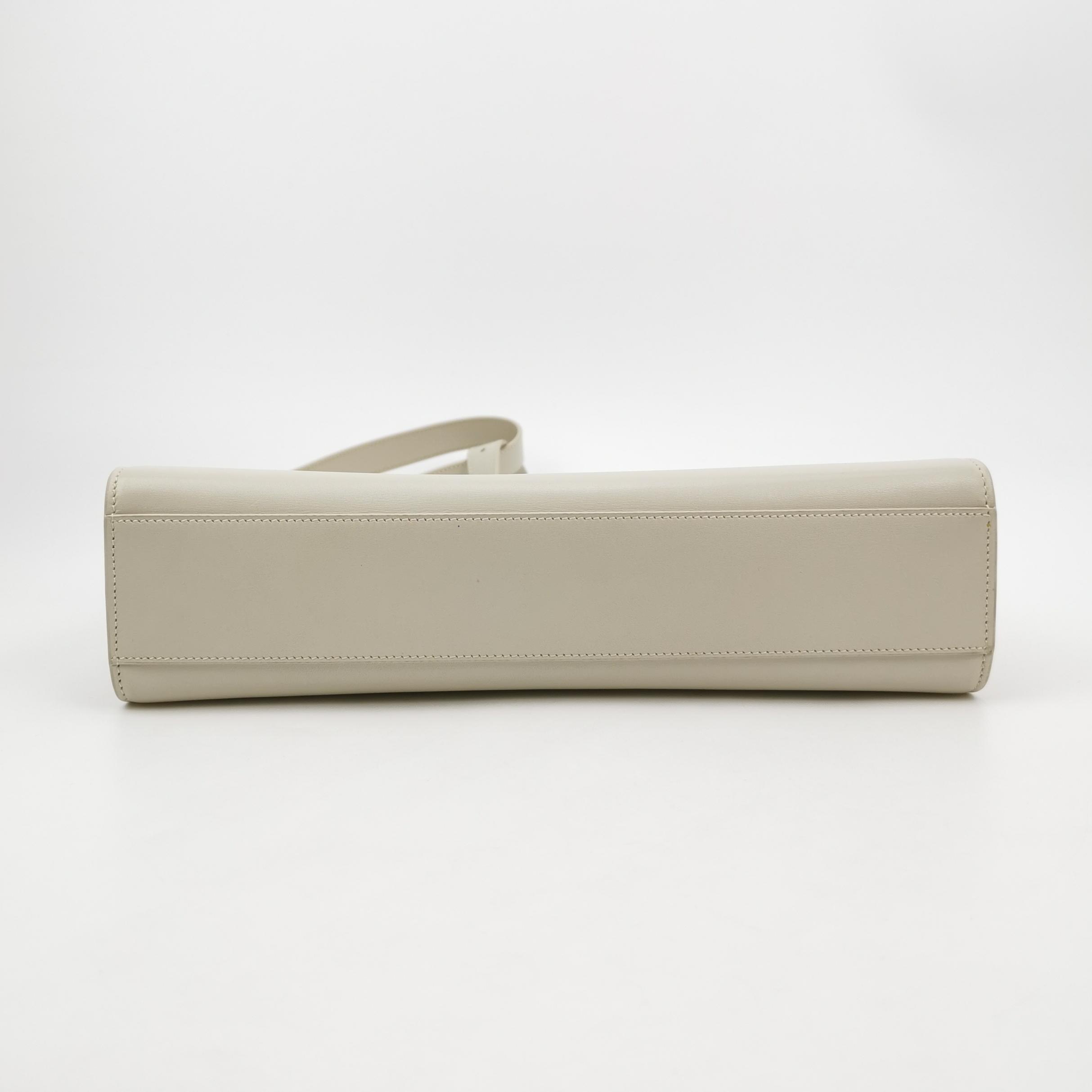 Saint Laurent Manhattan Shoulder Bag Leather Medium — photo 6 of 15