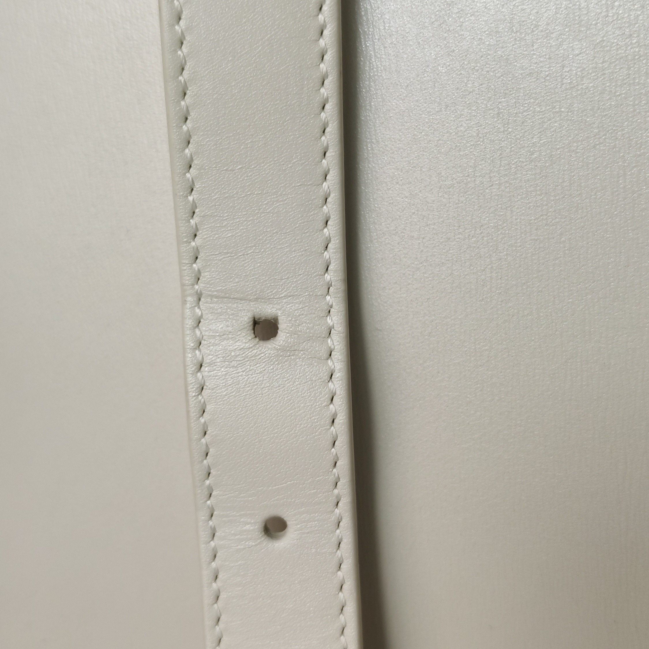 Saint Laurent Manhattan Shoulder Bag Leather Medium — photo 15 of 15