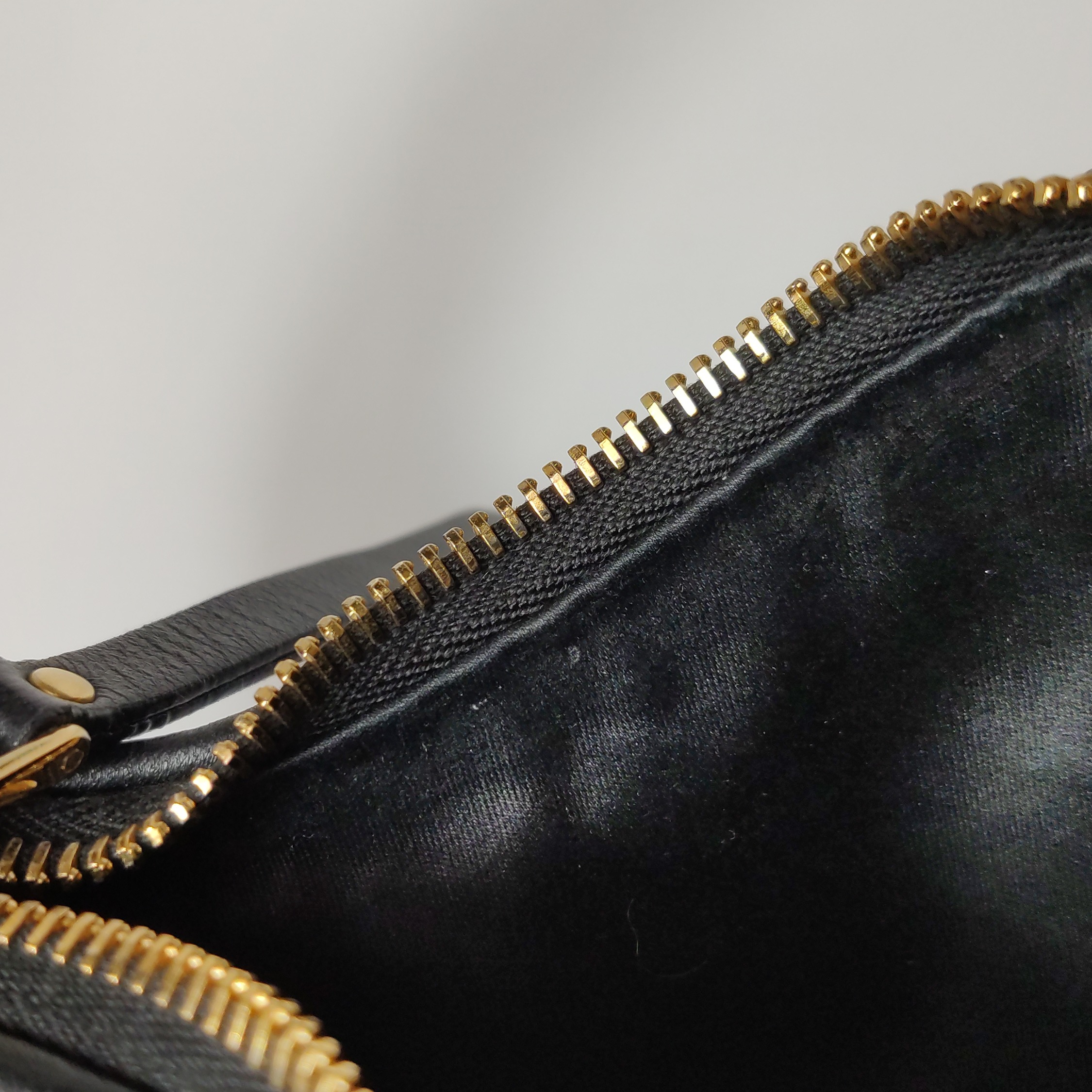 Miu Miu Wander Hobo Matelasse Leather Small — photo 10 of 20