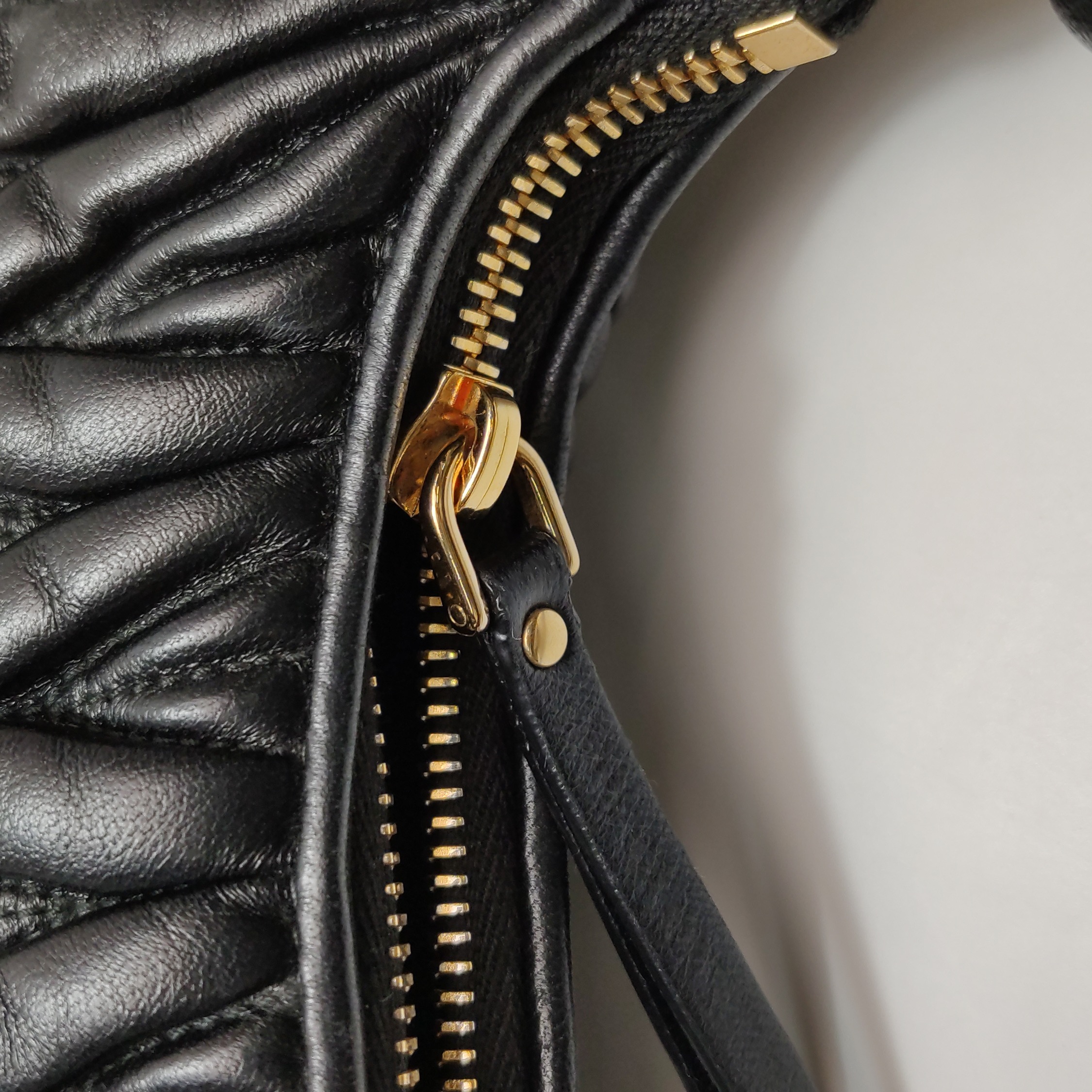 Miu Miu Wander Hobo Matelasse Leather Small — photo 14 of 20