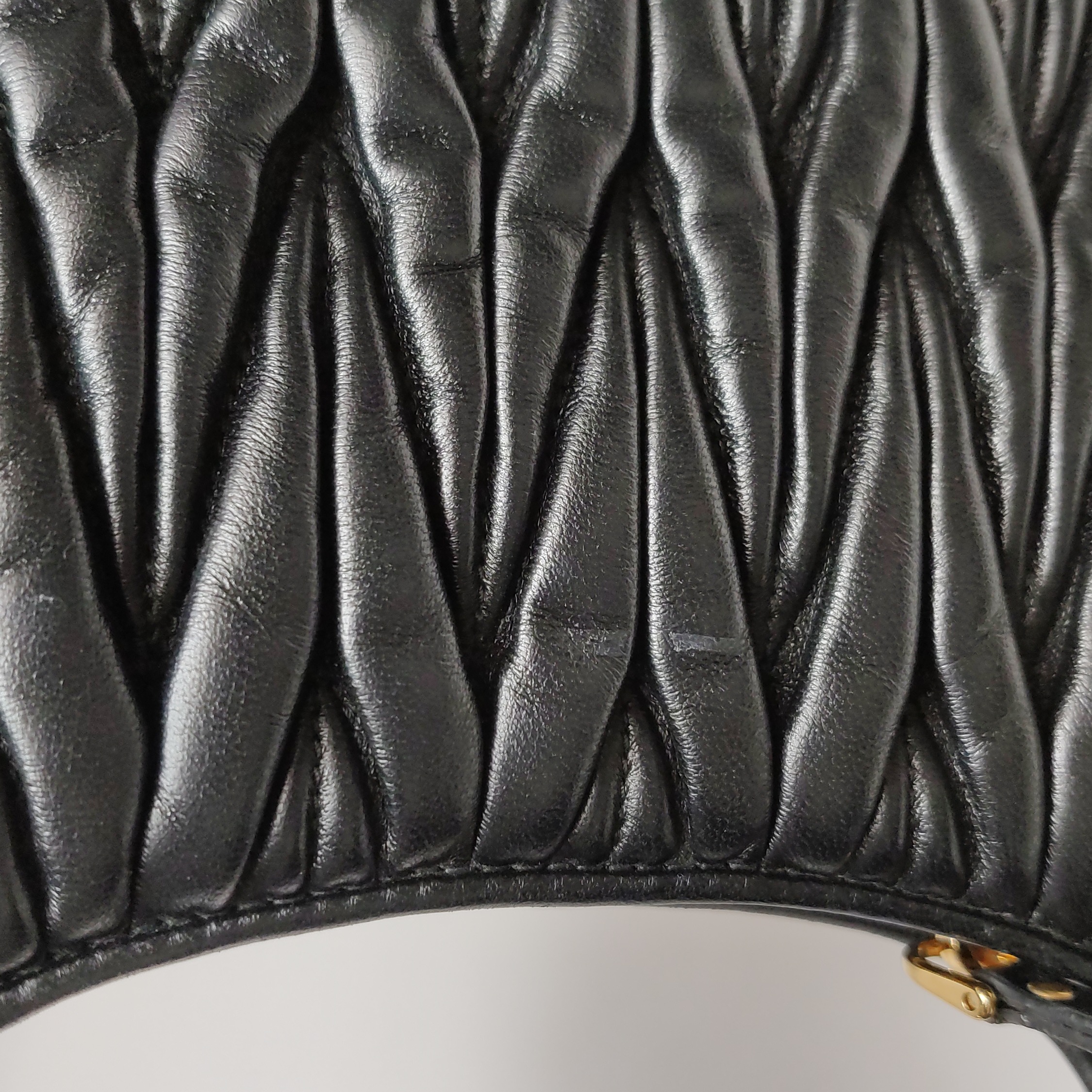 Miu Miu Wander Hobo Matelasse Leather Small — photo 11 of 20