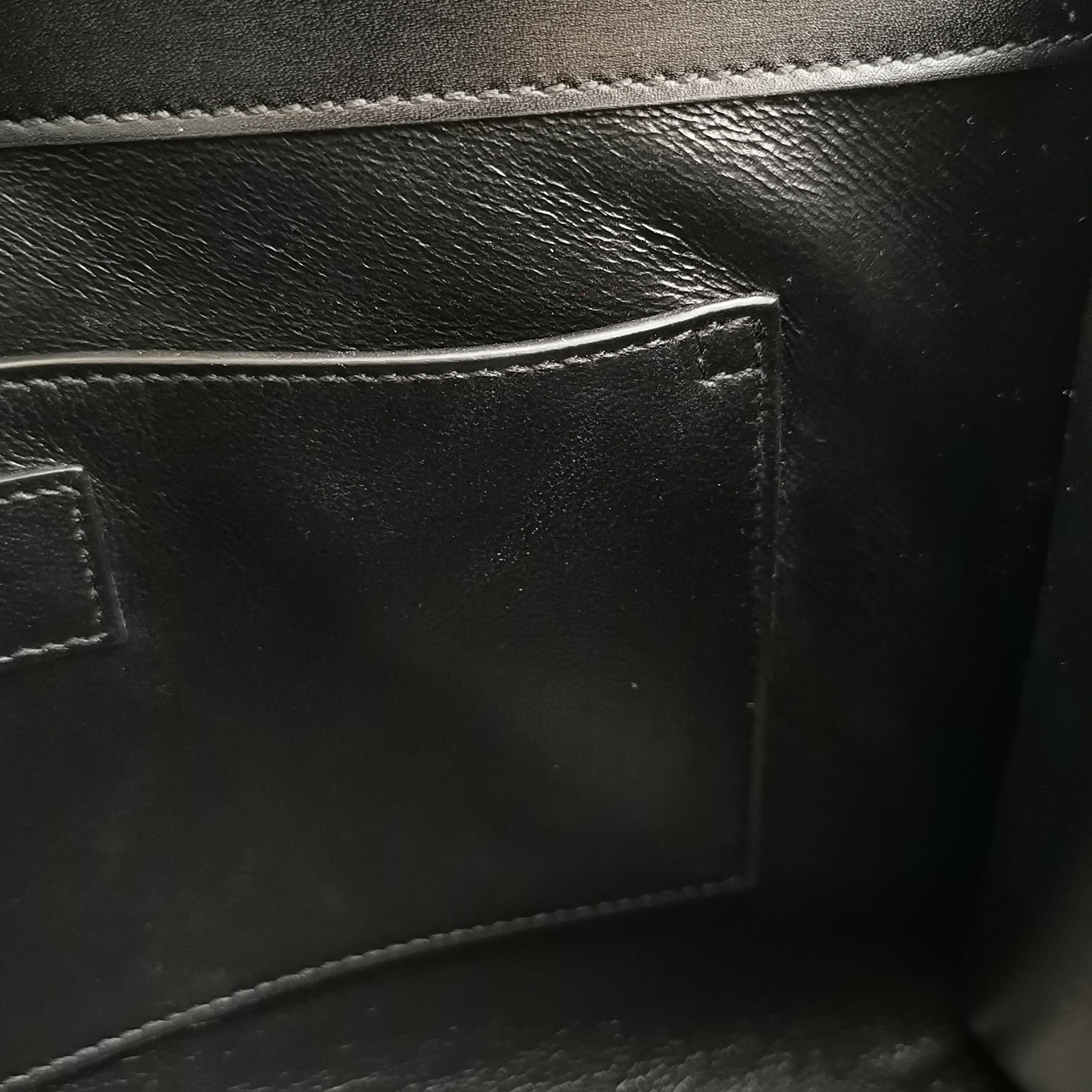 Saint Laurent Manhattan Shoulder Bag Leather Medium — photo 10 of 12