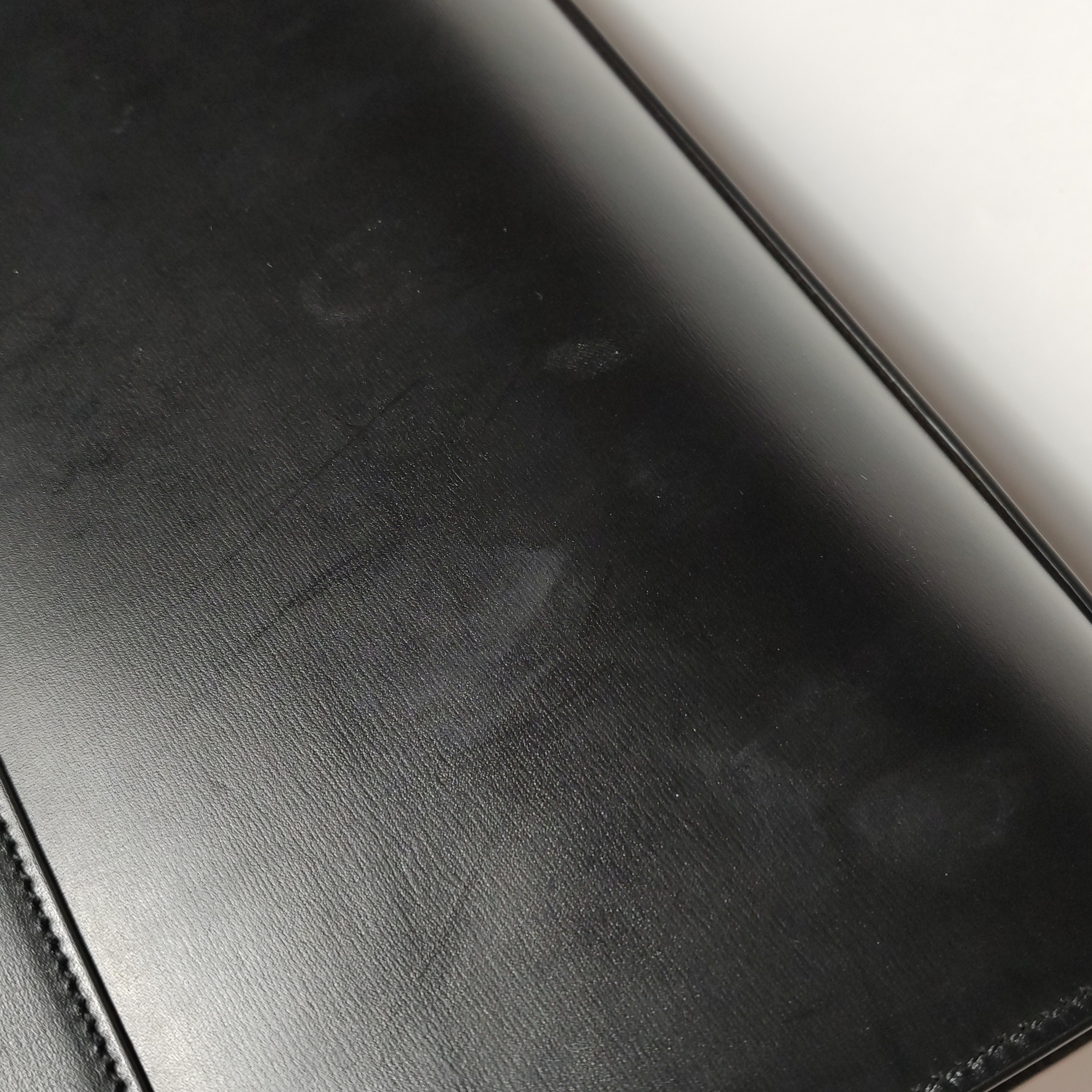Saint Laurent Manhattan Shoulder Bag Leather Medium — photo 13 of 14