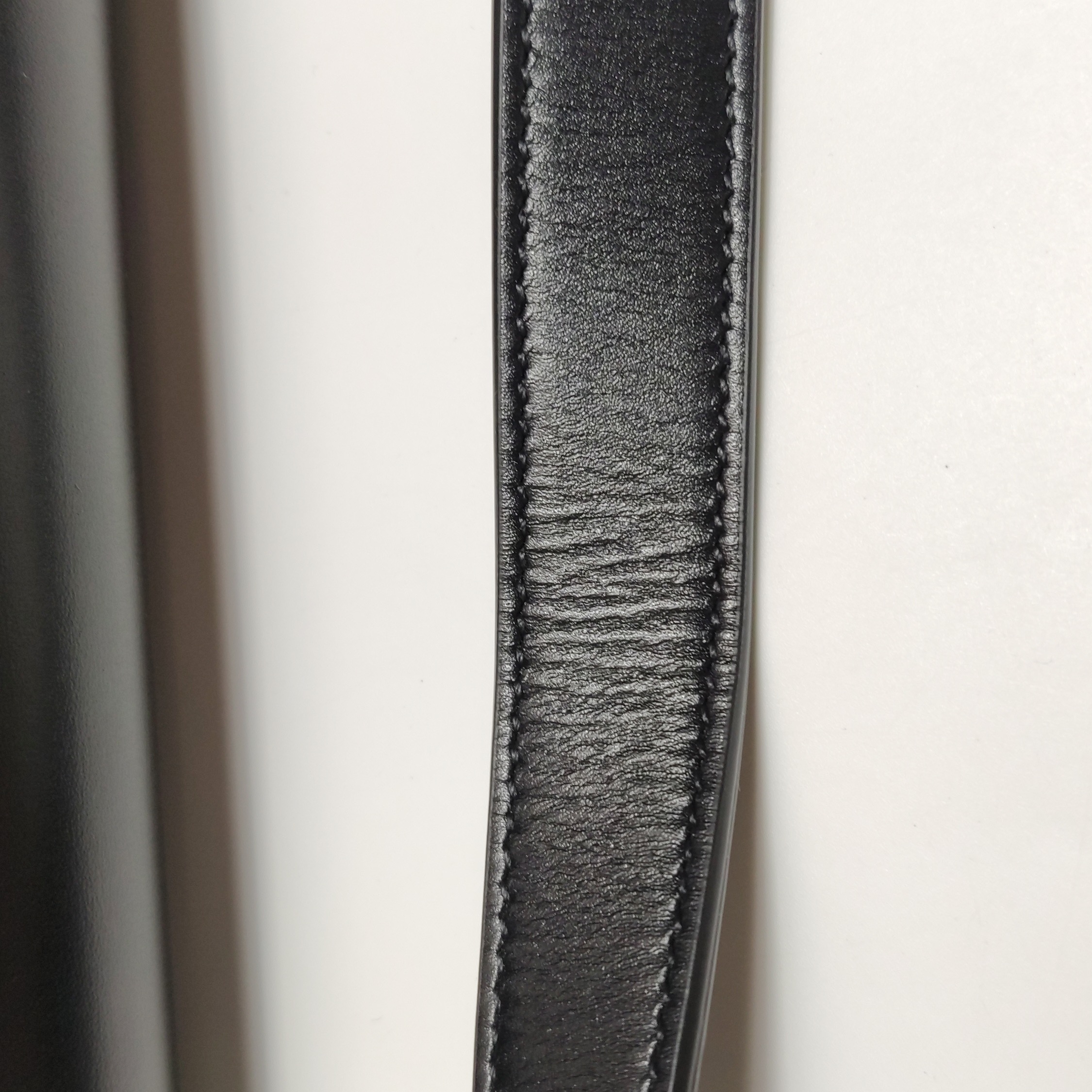 Saint Laurent Manhattan Shoulder Bag Leather Medium — photo 14 of 14