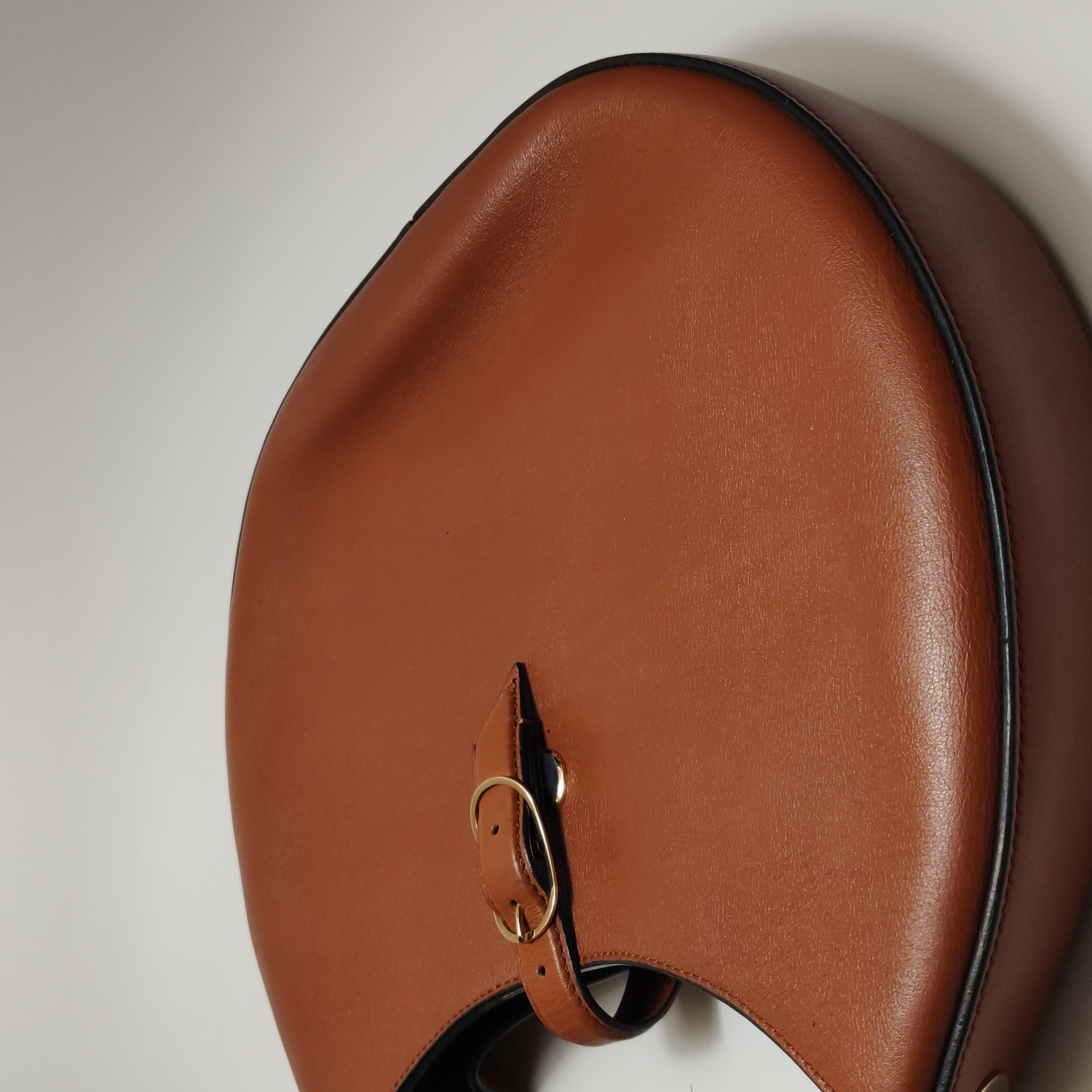 Loewe Joyce Shoulder Bag Calfskin Sheepskin Gold Plated Brass — photo 19 of 28