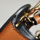 Loewe Joyce Shoulder Bag Calfskin Sheepskin Gold Plated Brass — thumbnail 18
