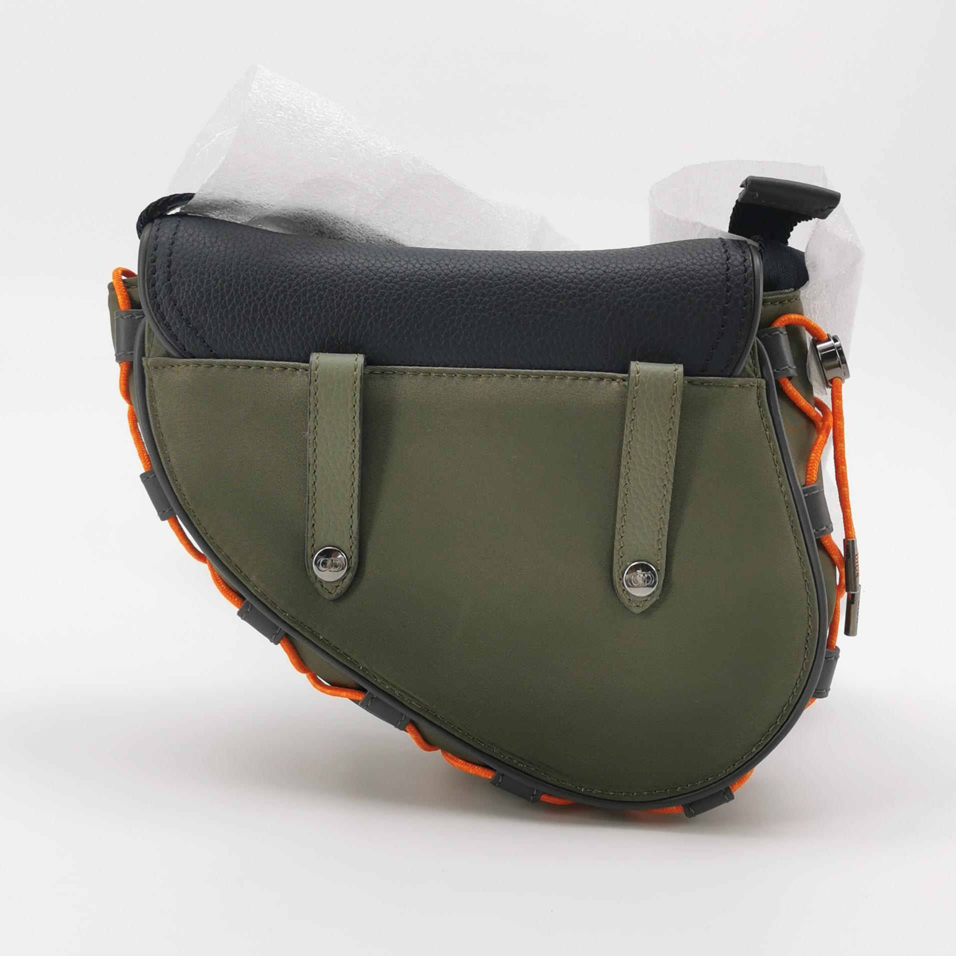 Christian Dior x Sacai Saddle Crossbody Bag Technical Fabric and Leather Mini — photo 3 of 16