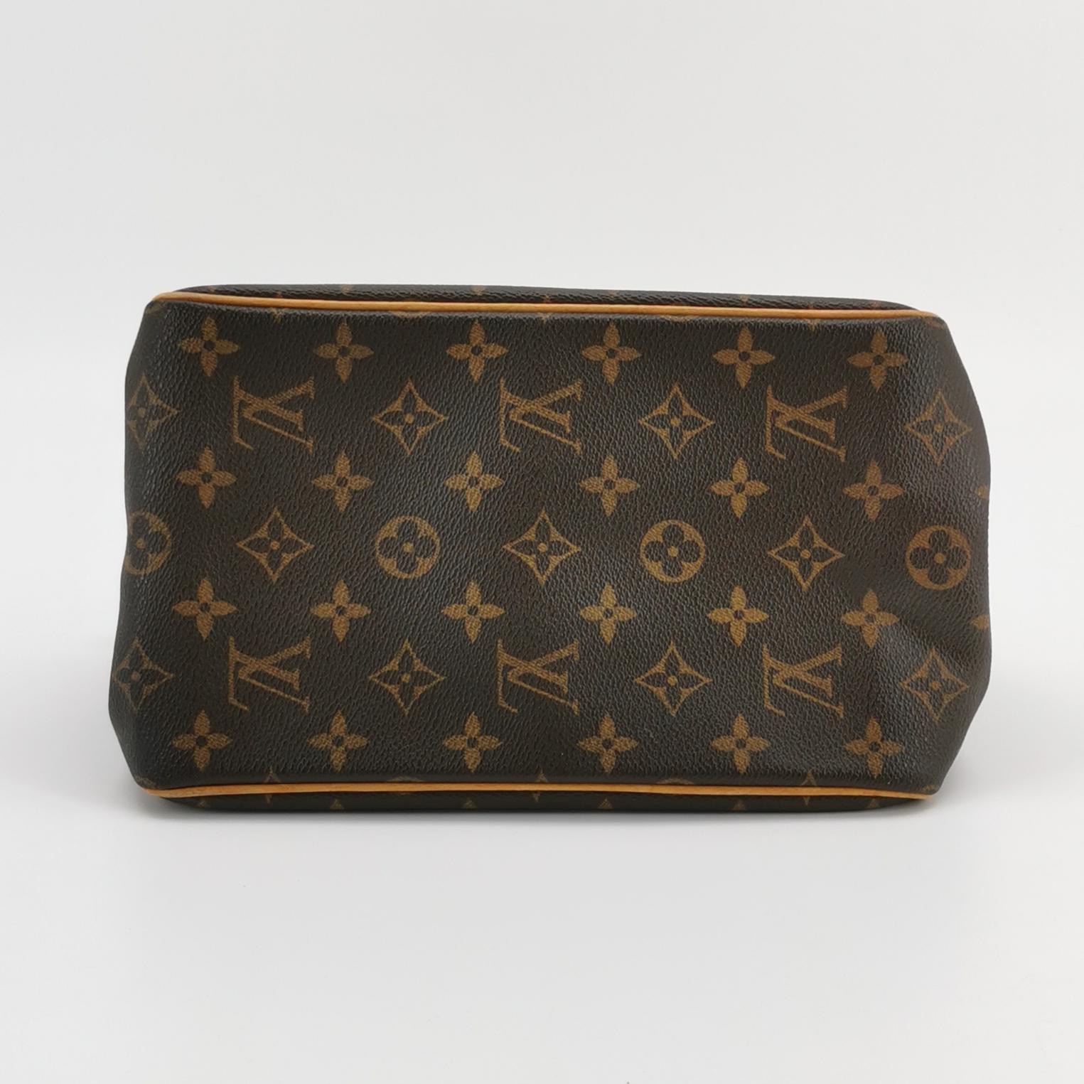 Louis Vuitton(LV) Batignolles Handbag Monogram Canvas — photo 6 of 21