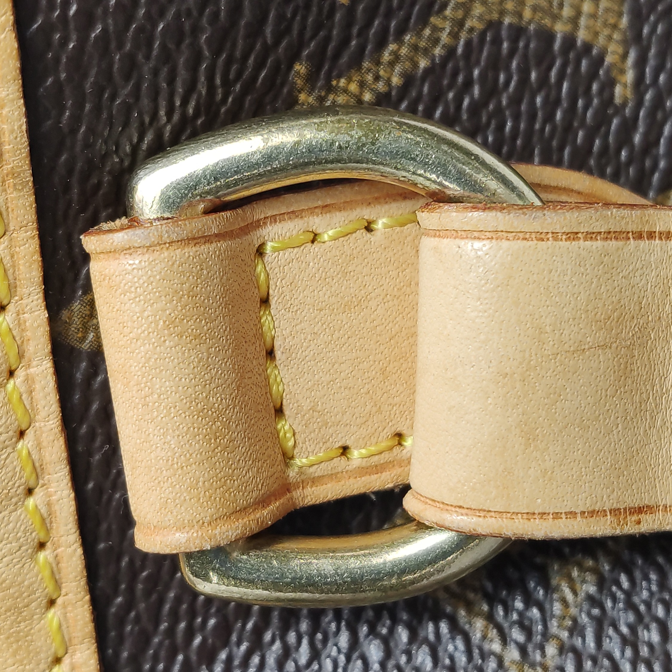 Louis Vuitton(LV) Batignolles Handbag Monogram Canvas — photo 10 of 21