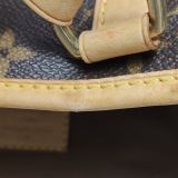 Louis Vuitton(LV) Batignolles Handbag Monogram Canvas — thumbnail 13