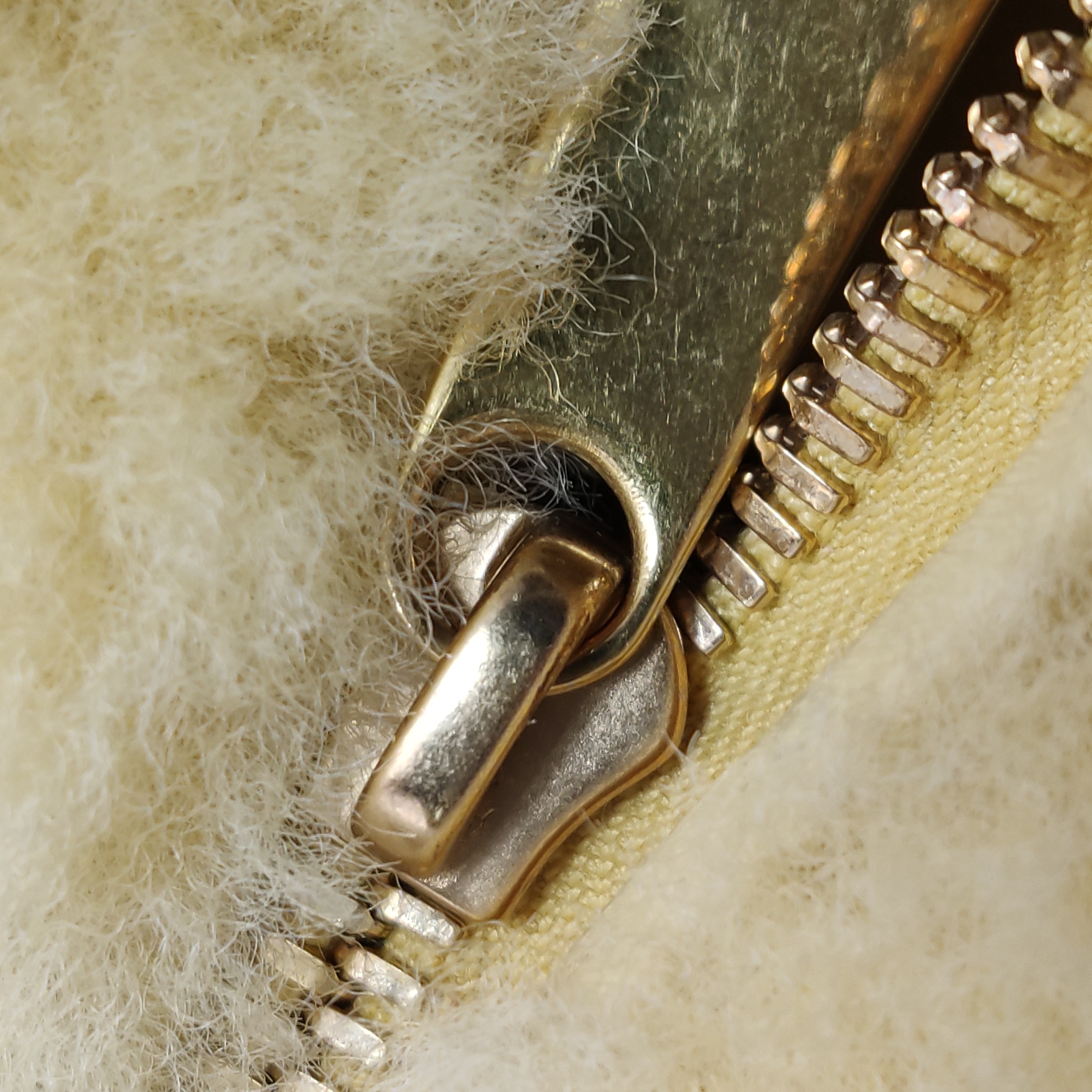 Bottega Veneta BV Jodie Hobo Shearling Mini — photo 9 of 9