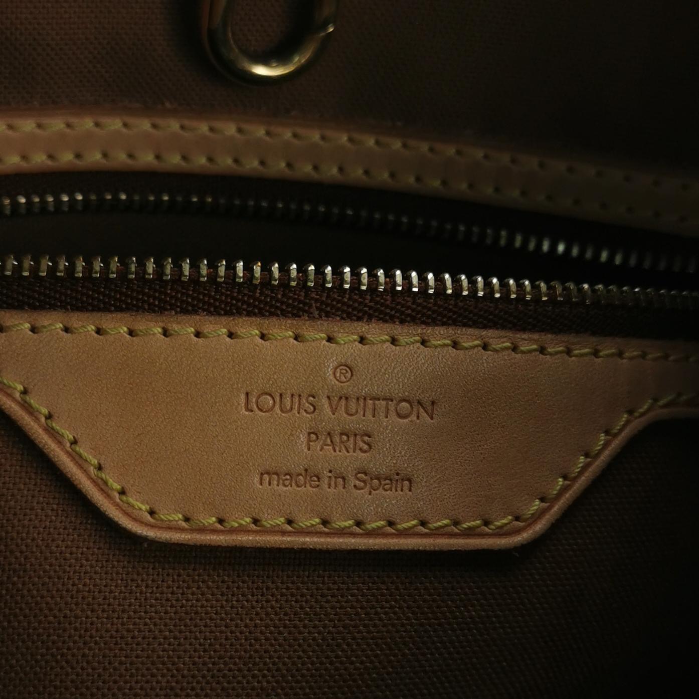 Louis Vuitton(LV) Batignolles Handbag Monogram Canvas Vertical — photo 8 of 21