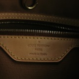 Louis Vuitton(LV) Batignolles Handbag Monogram Canvas Vertical — thumbnail 8